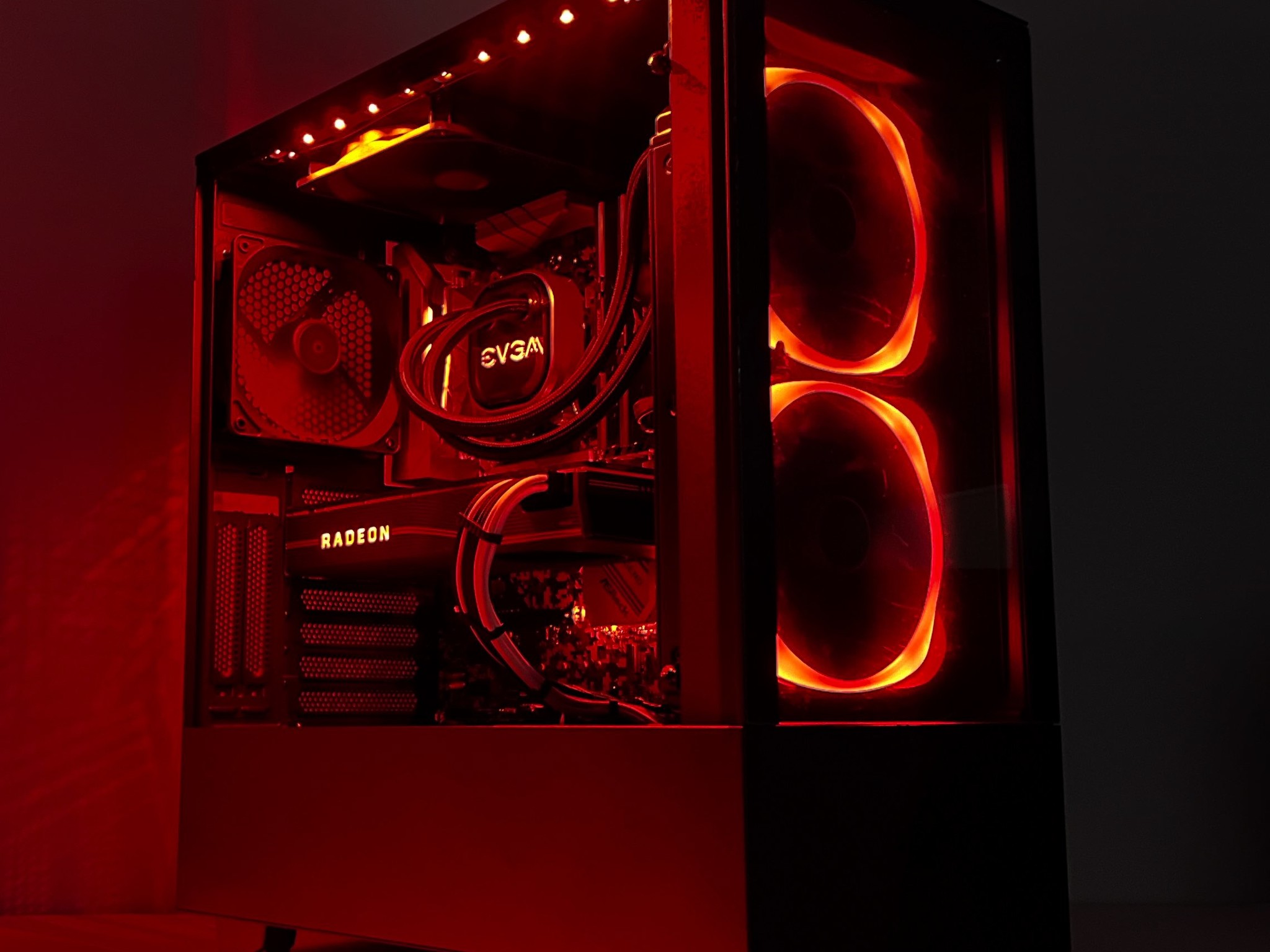 Redline 🏎️III: Ryzen 5 3600, RX 5700xt Gaming PC 