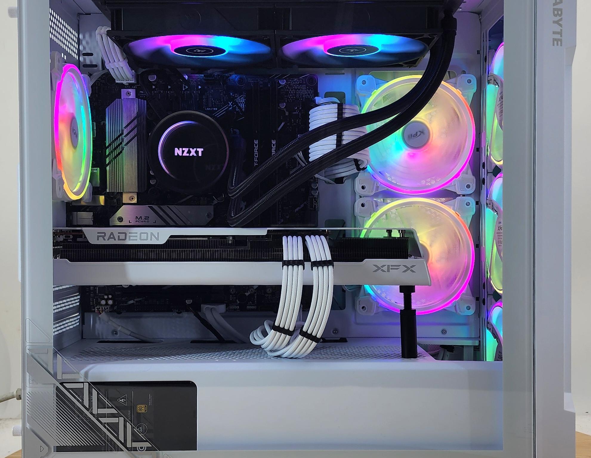 Gaming PC i5-12600KF 16GB RAM 1TB SSD RX 7800 XT 16GB Windows 11 Computer