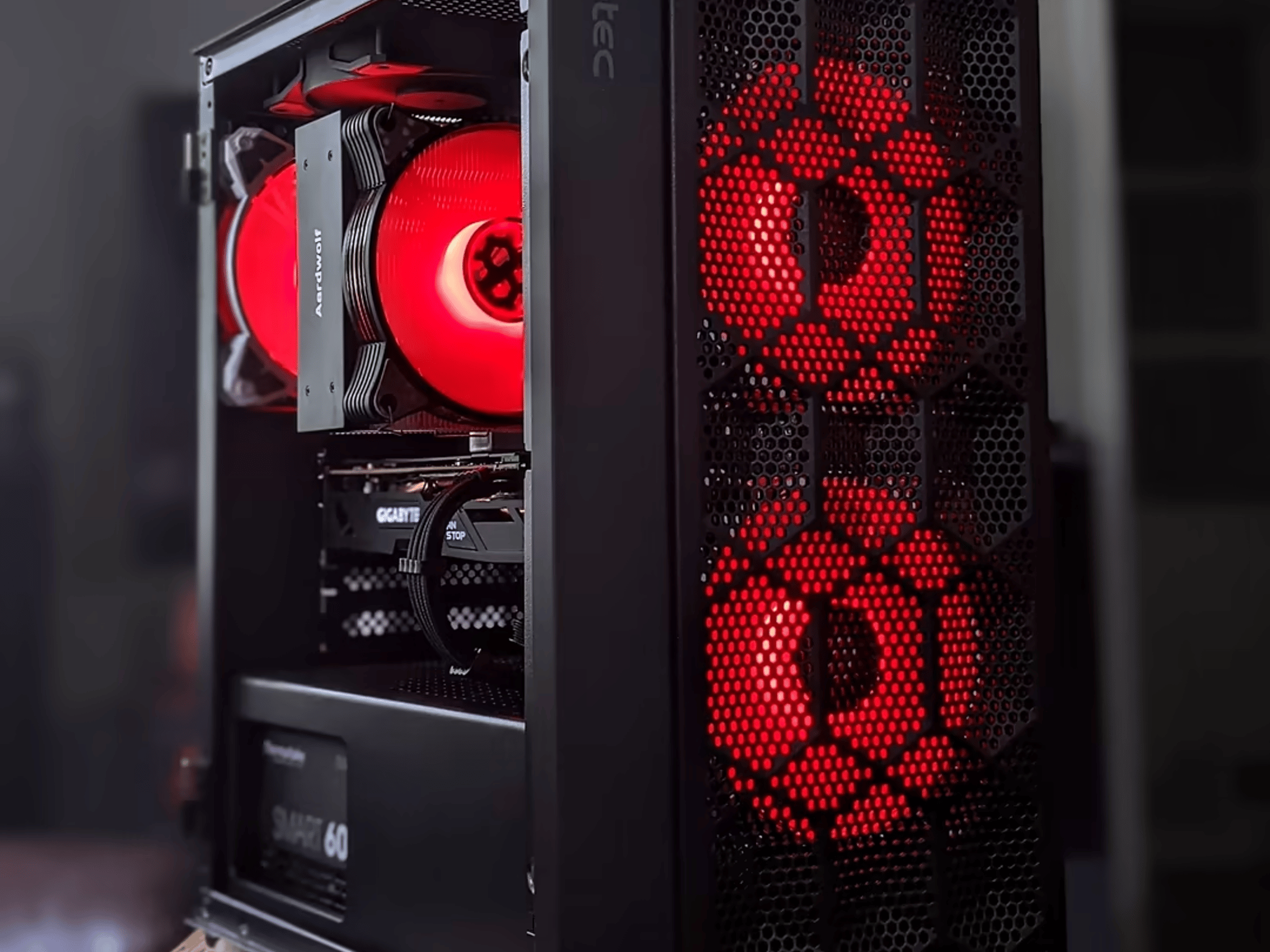 Zeno | Custom RGB Gaming PC | Intel Xeon RX 480