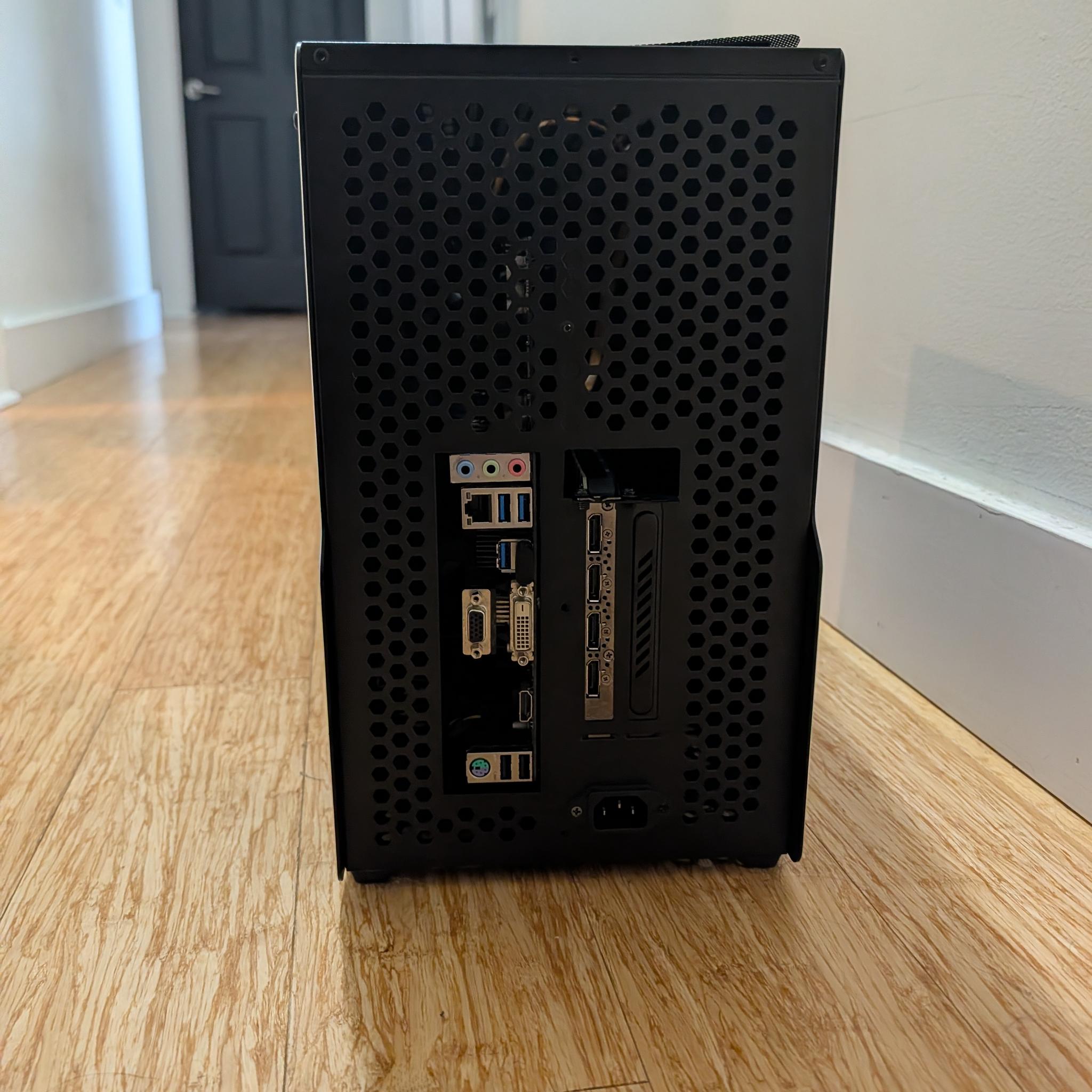 Custom Vertical GPU Gaming PC | Quadro M4000 | I7 4770T | 512GB SSD | 16GB |