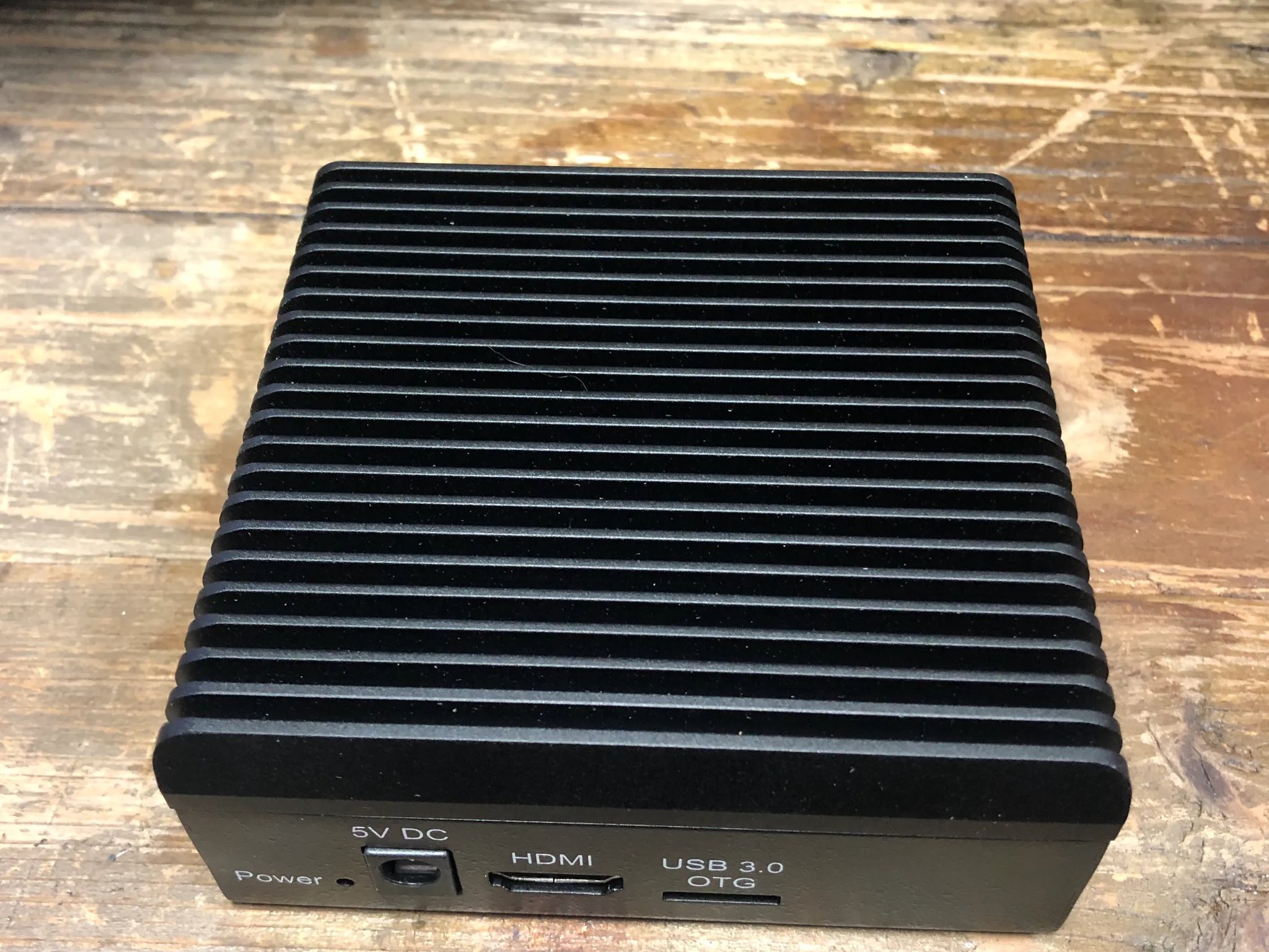 Mini Blade UP Micro PC Atom Z8350 1.92GHZ 4gb ddr3 32 GB NVME