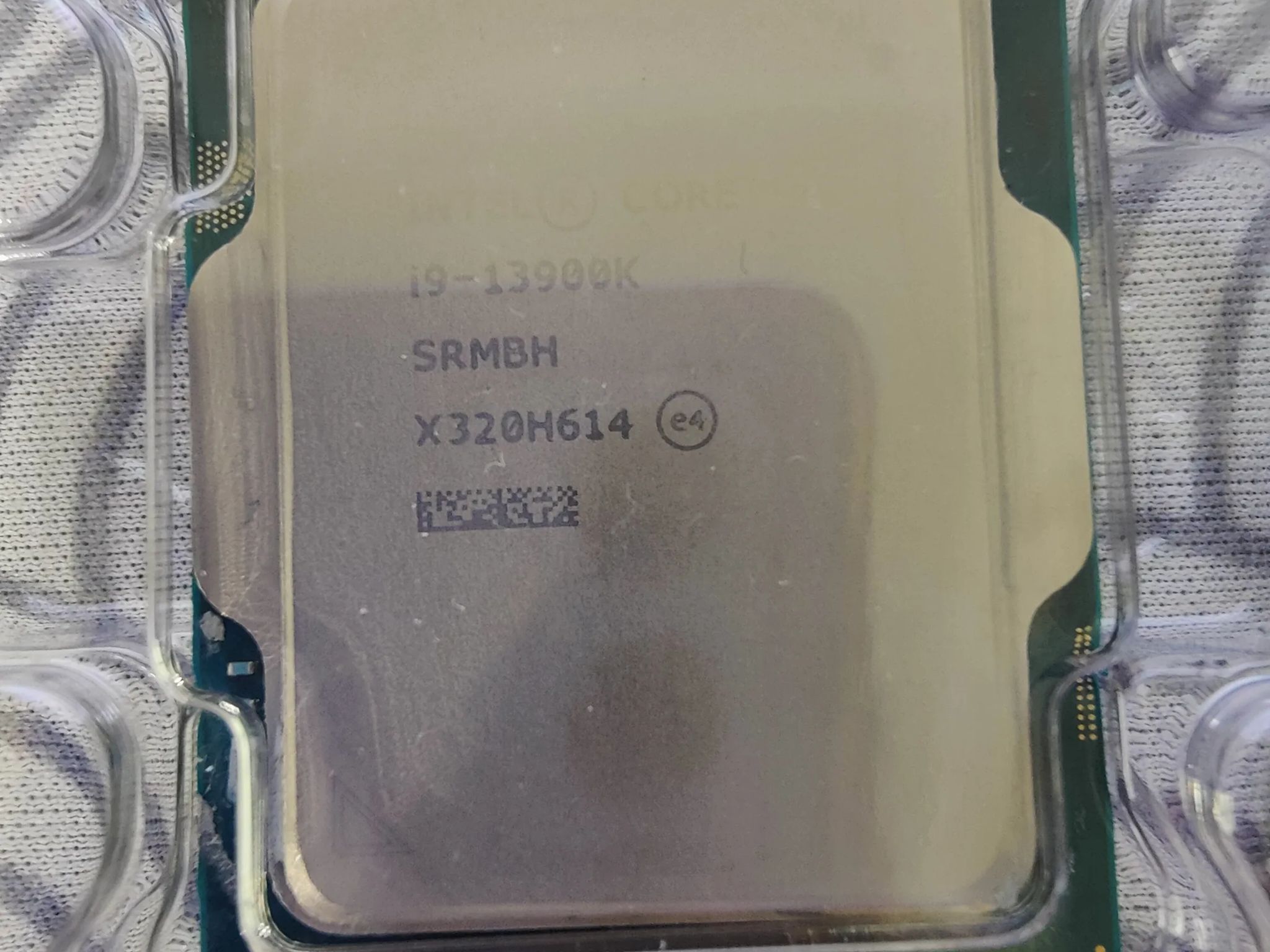Intel i9 13900k w/ contact frame