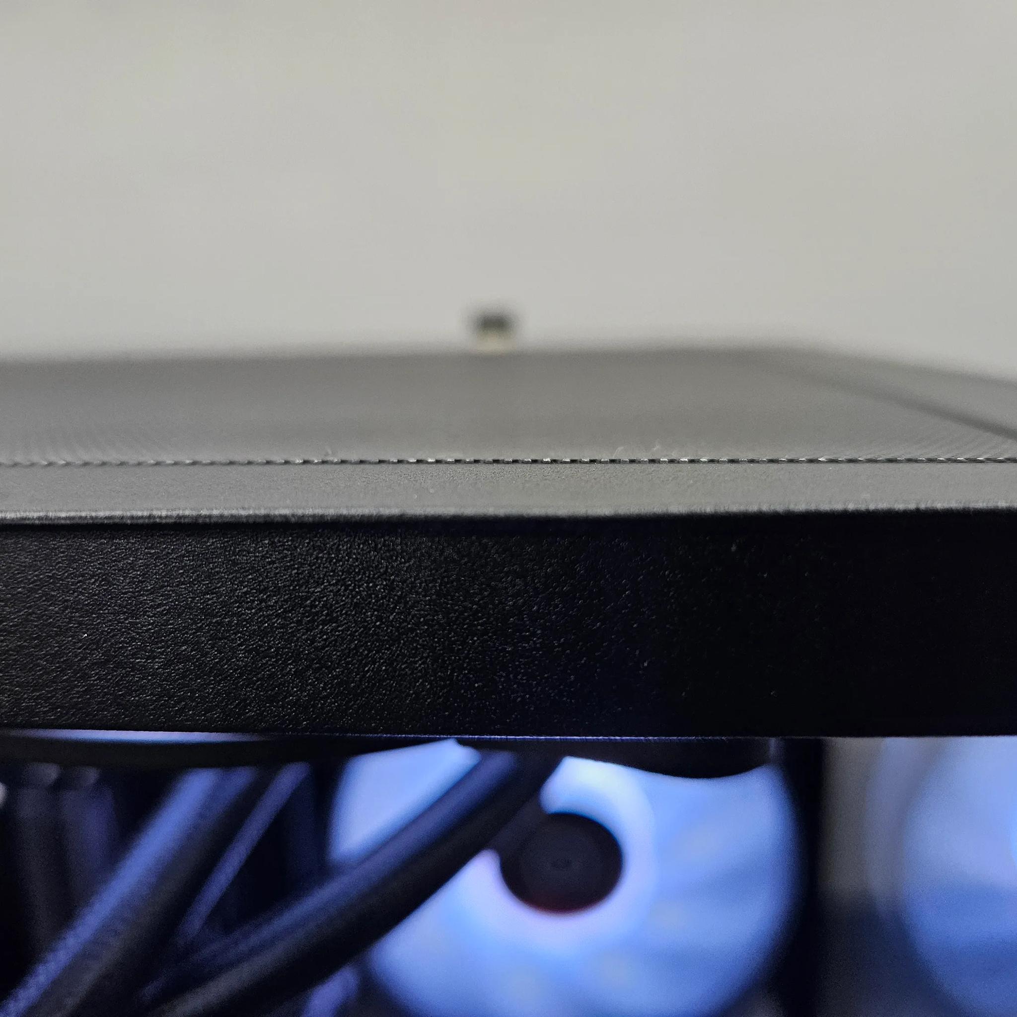 Dark Side Liquid cooled Rig Ryzen 5 5600 / 16GB RAM / 1TB SSD / RTX 4060 **DENTSALE**