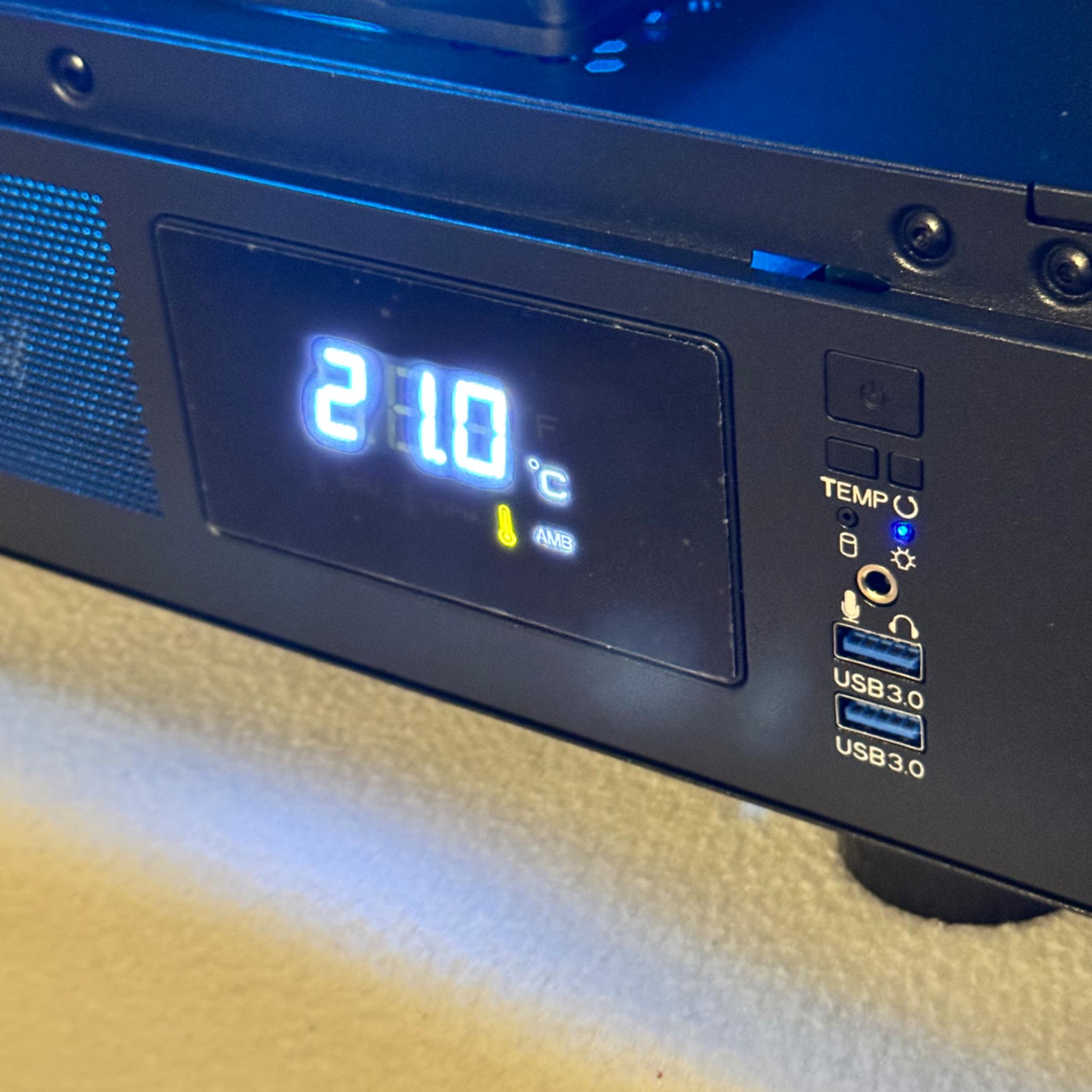 Great i7 9700 CPU, 32 GB DDR4, RX 6600 8 GB GPU Gaming System