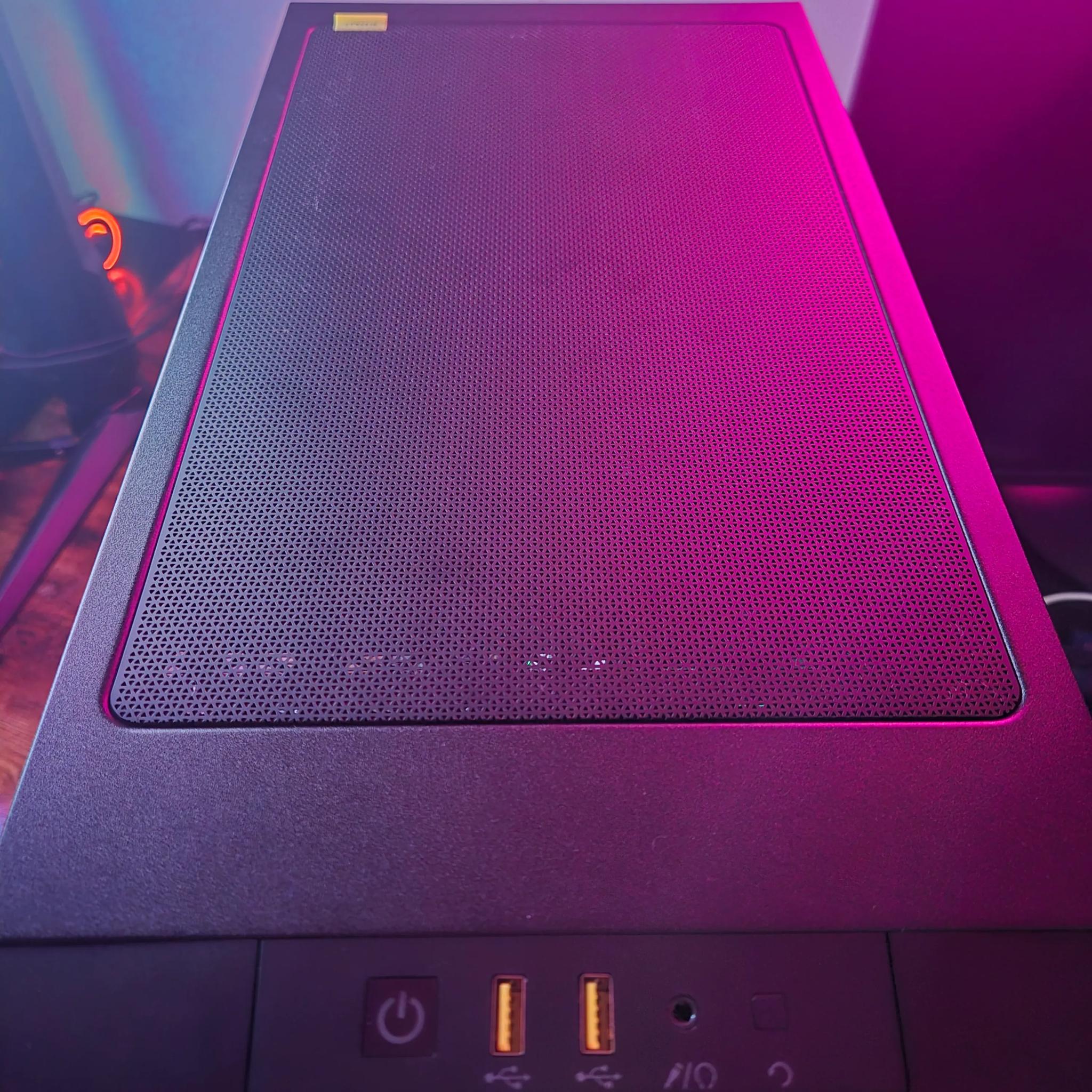 RGB 1440p Gaming PC