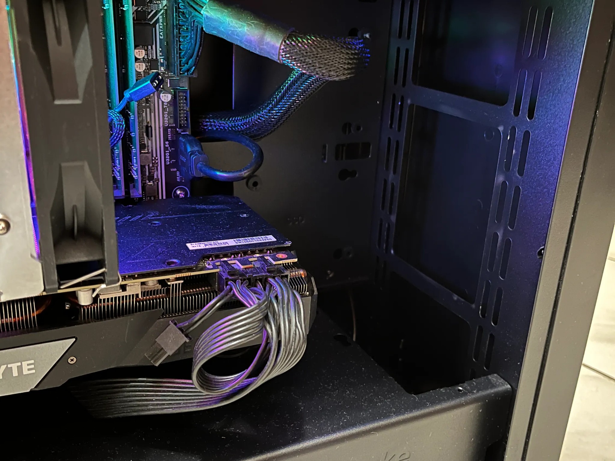 🟠🔥RTX 2080 Super, Intel i7-10700, 16GB RAM, 1 TB M.2 SSD, High Performance Gaming PC 🖥️🔵