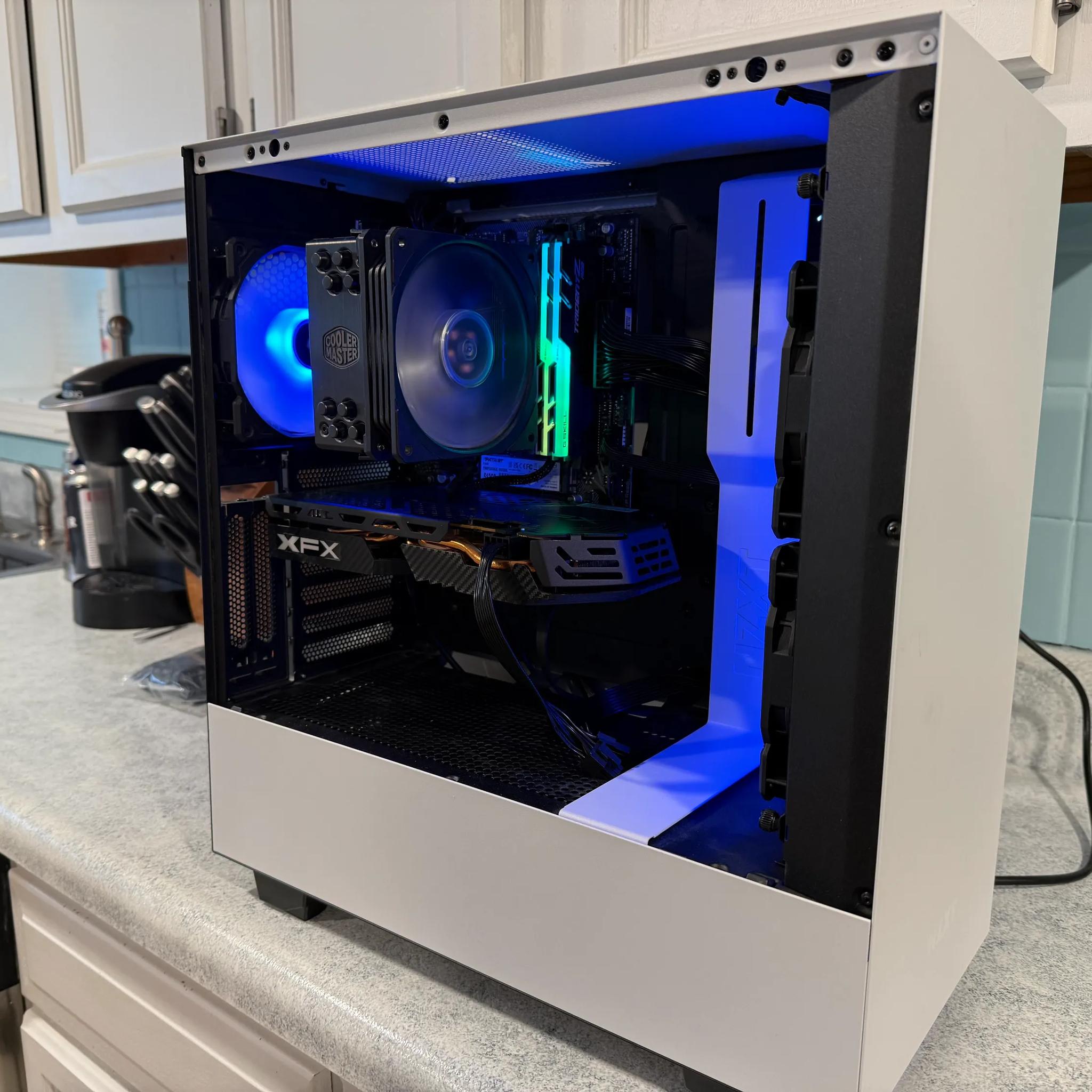 Gaming PC – RX 580, Ryzen 5, 16GB RAM, SSD, Win 11 Pro – Read Description