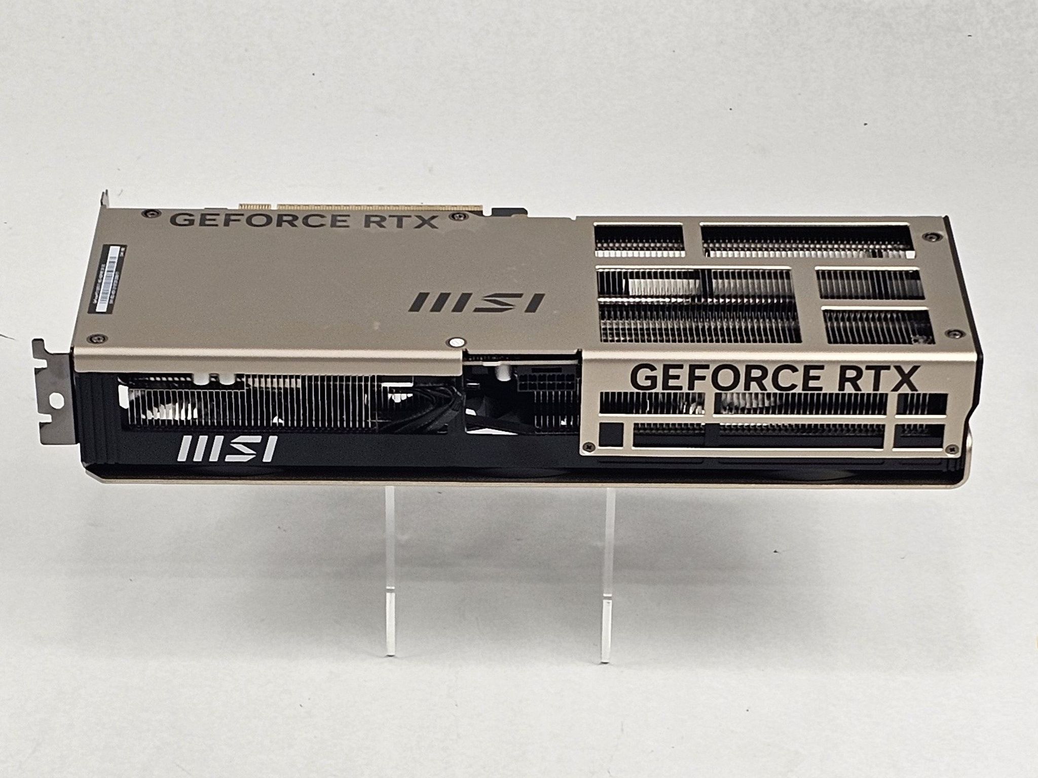 RTX 5070 Ti MSI INSPIRE 3X OC 16GB