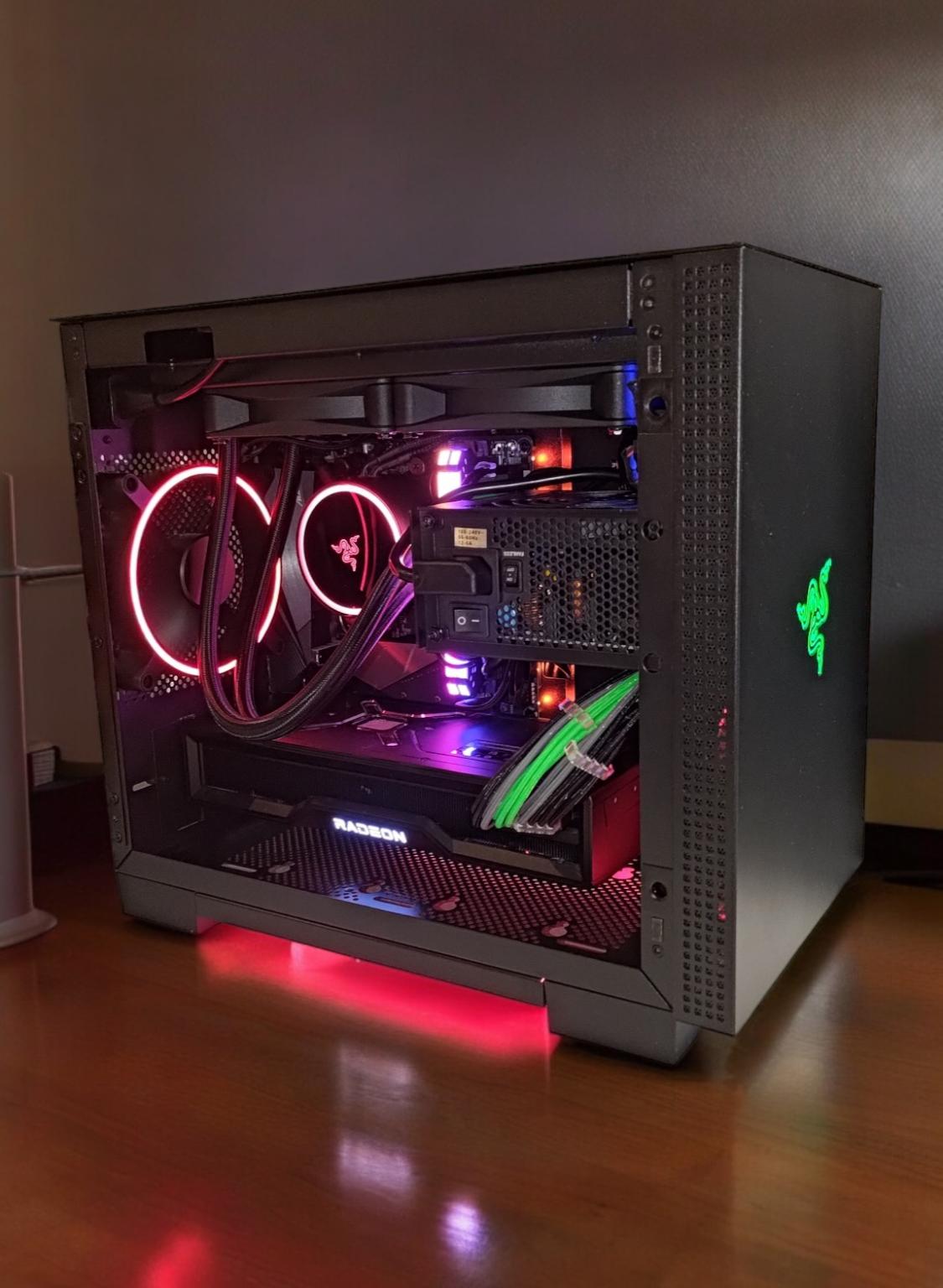 🐍The Mostly Razer Build!🐍 Ryzen 5700X3D | RX 6950XT | 32GB Ram | 1TB NVME