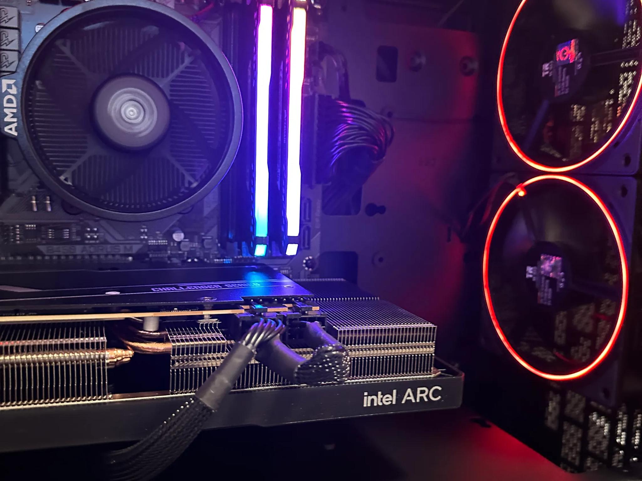 Ryzen 5500 Intel Arc A580 Gaming PC