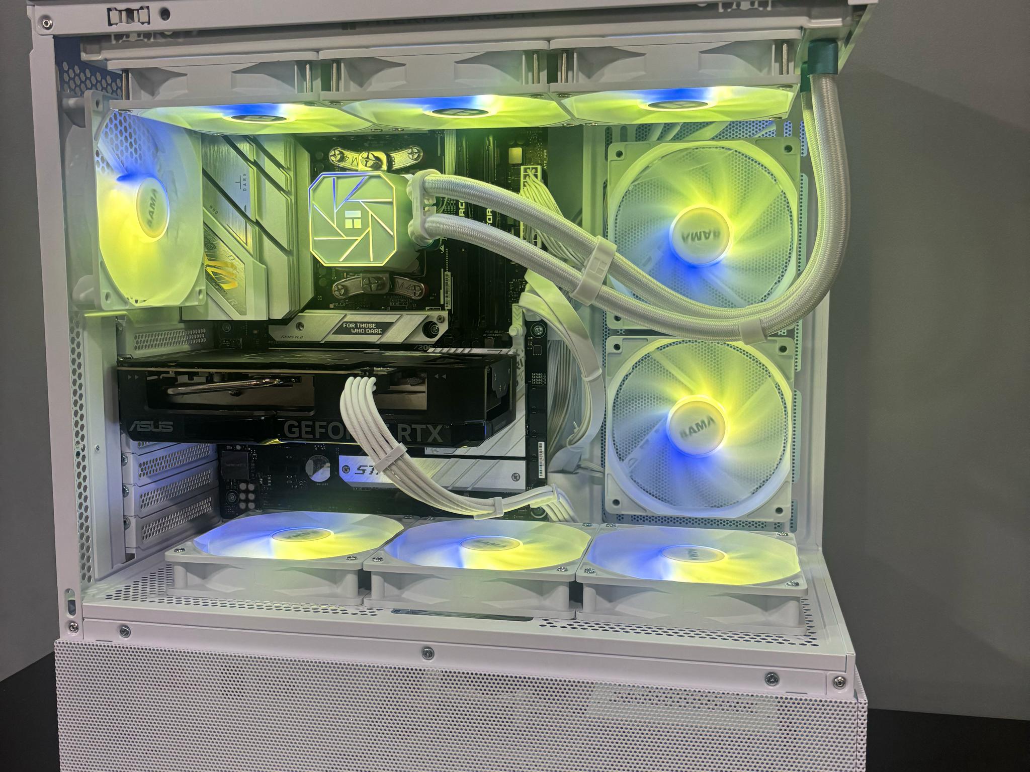 Custom Gaming PC Build