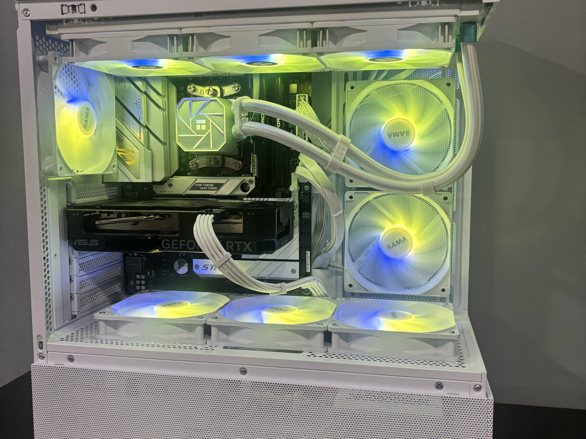 Custom Gaming PC Build