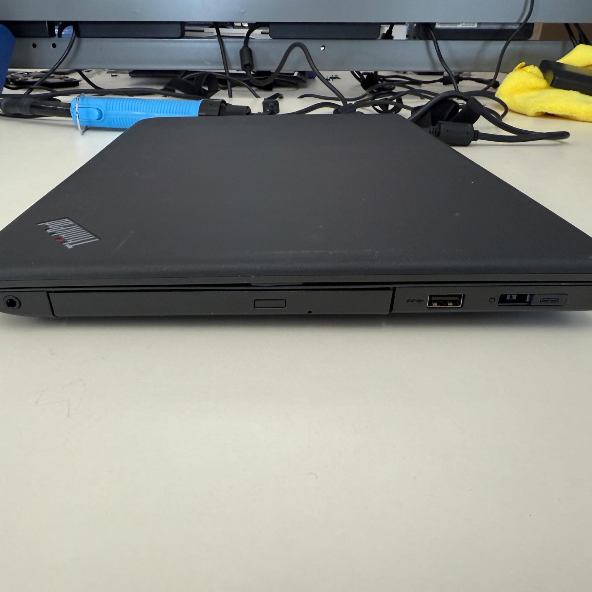 Lenovo Thinkpad E565