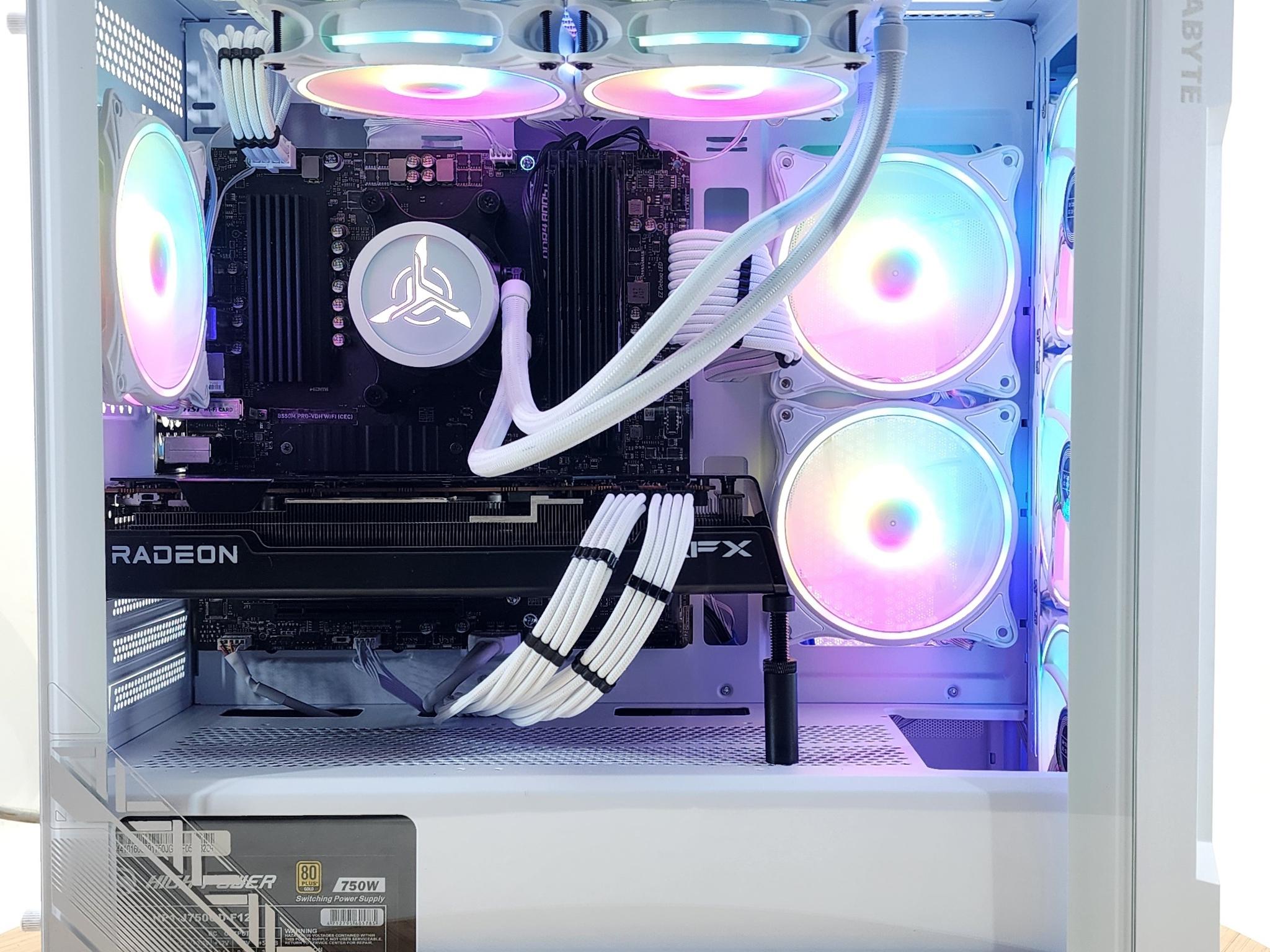 Gaming PC Ryzen 7 5700X 32GB RAM 1TB SSD RX 7700 XT 12GB Windows 11 PC