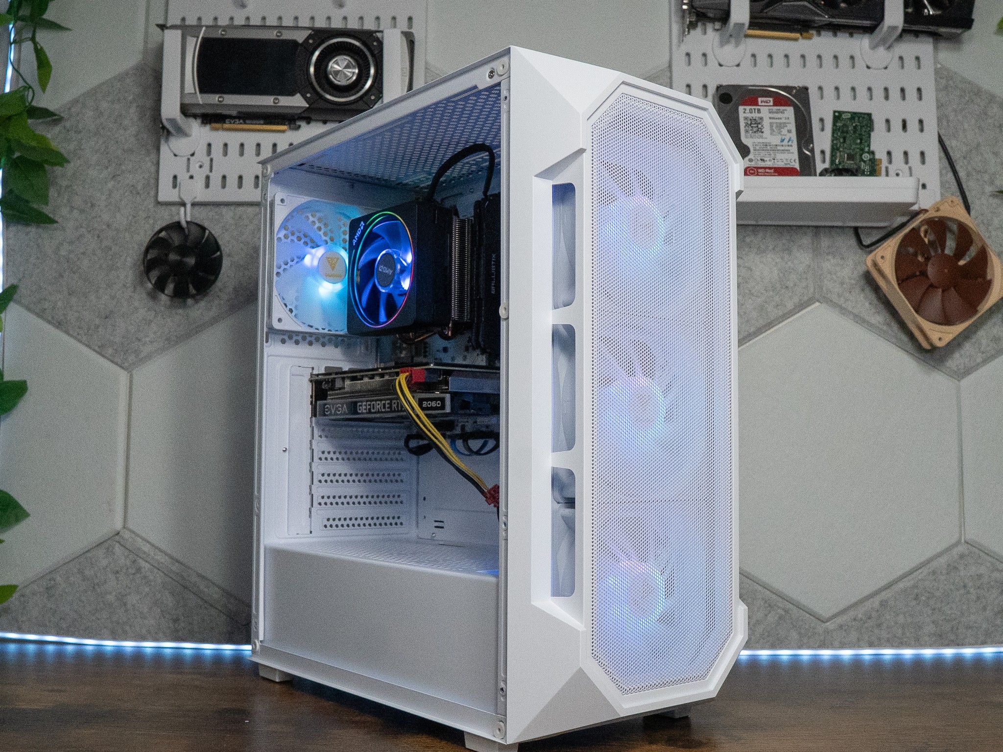 🌨🍬 | EVGA RTX 2060 6GB | RYZEN 5 3600 | 16GB DDR4 RAM | 1.25TB | Arctic Candy