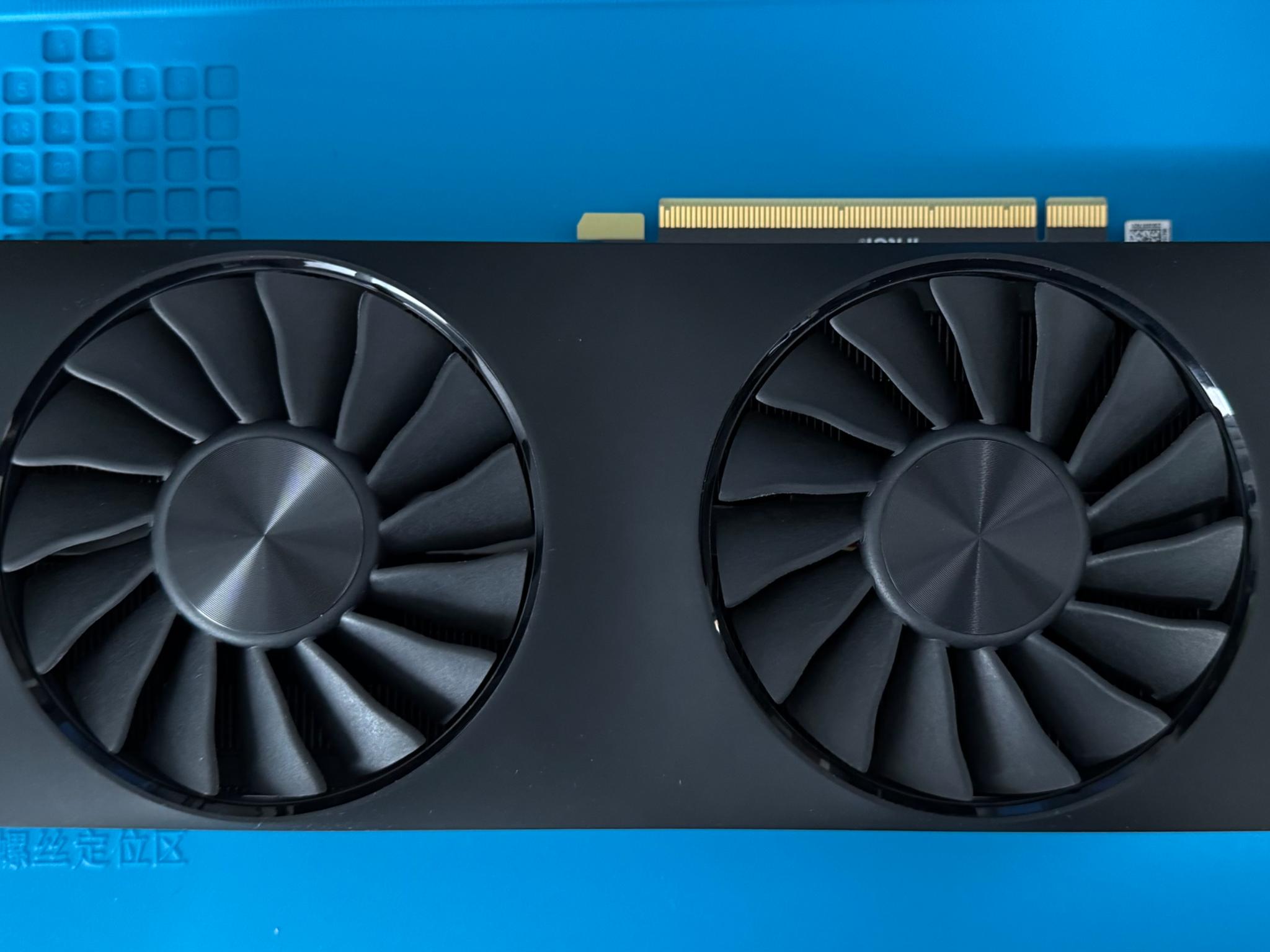 Intel Arc A750 LE