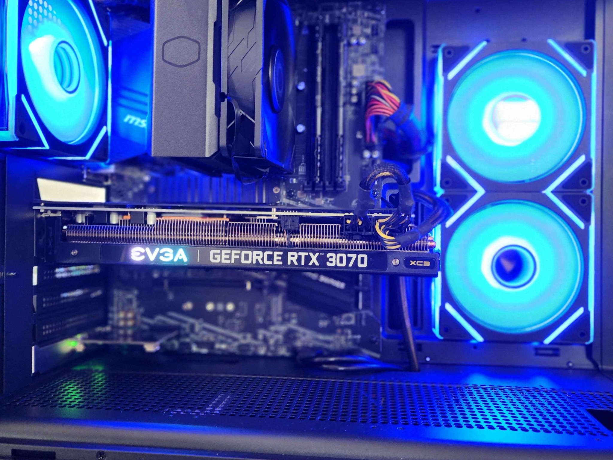RTX 3070 + Ryzen 7 3700X Gaming PC