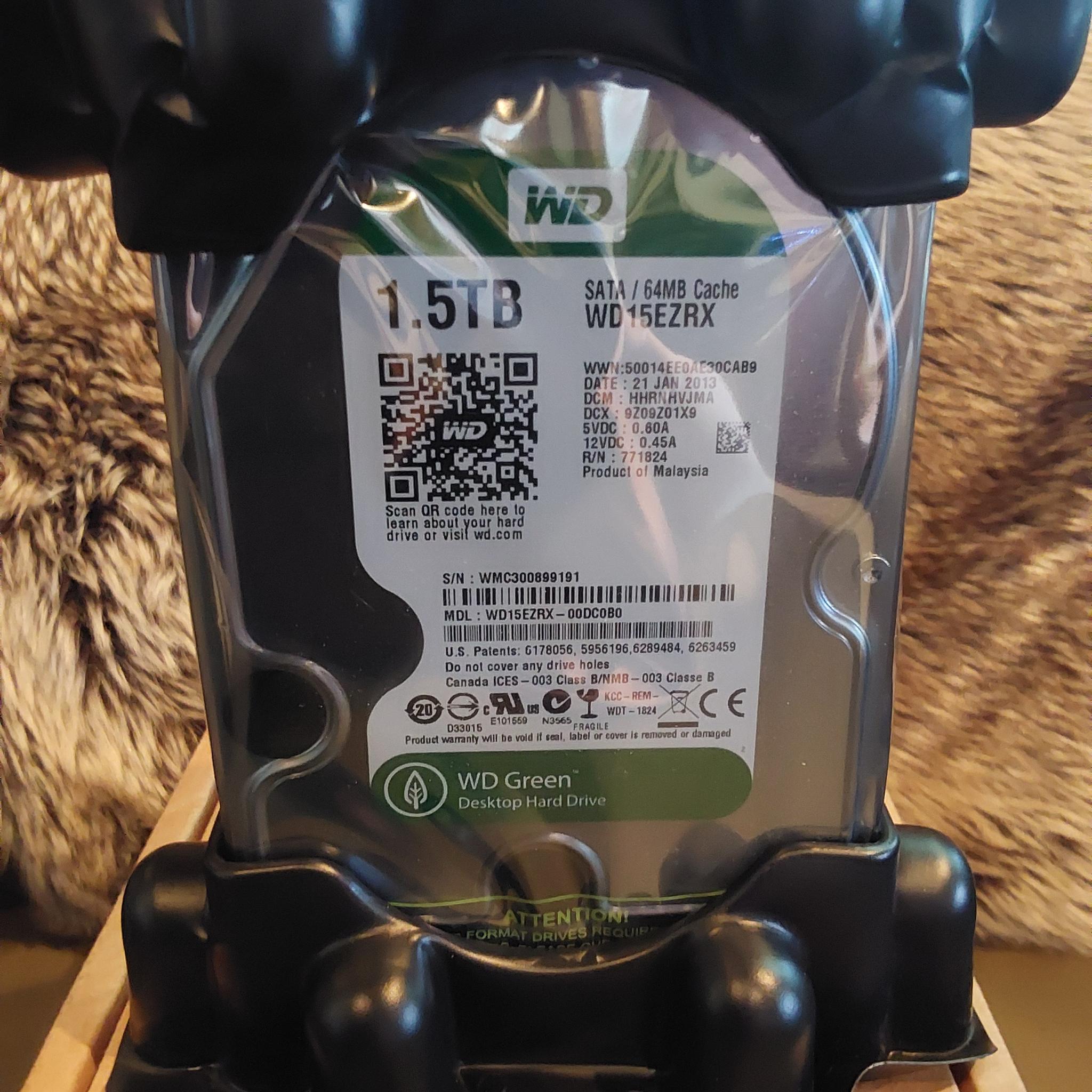 NEW WESTERN DIGITAL 1.5 TB 3.5 in. SATA INTERNAL DESKTOP HARD DRIVE