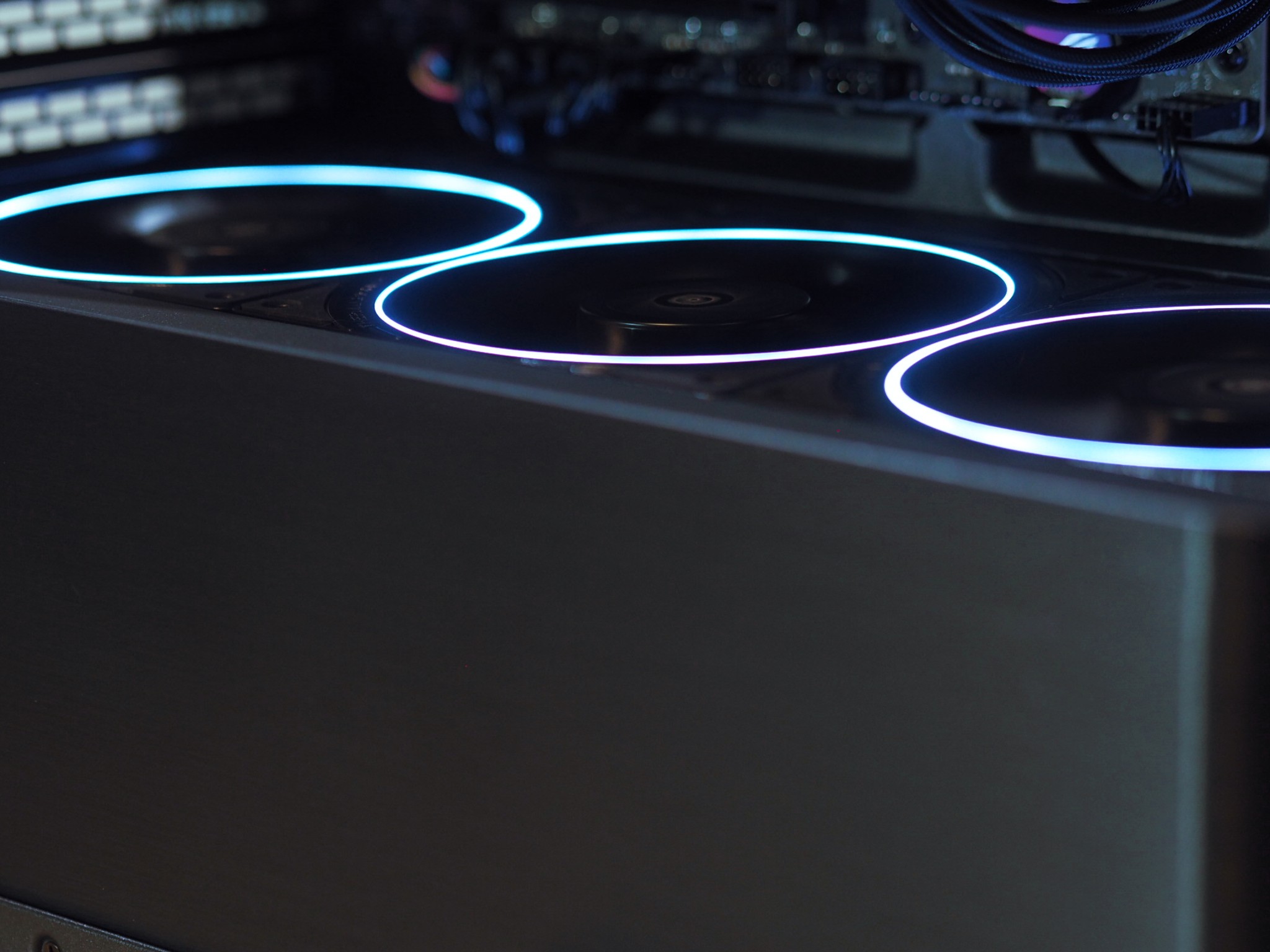 The NOVA: 9800X3D, 9070XT, 32GB, 2TB, 850W Plat, W11 Pro