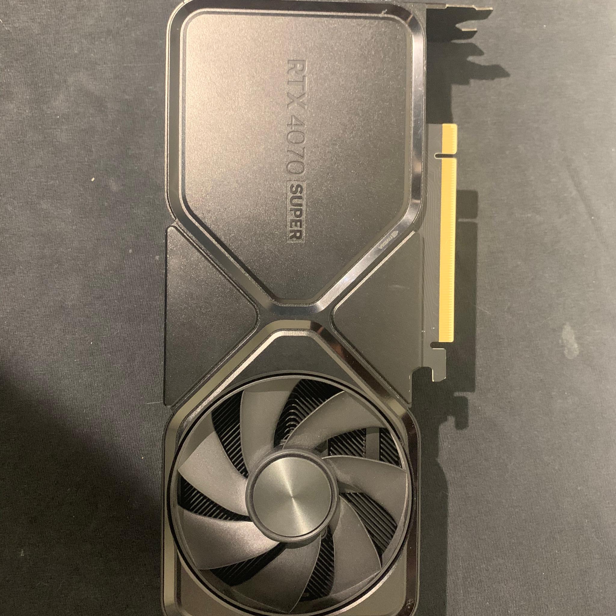 FE RTX 4070 Super