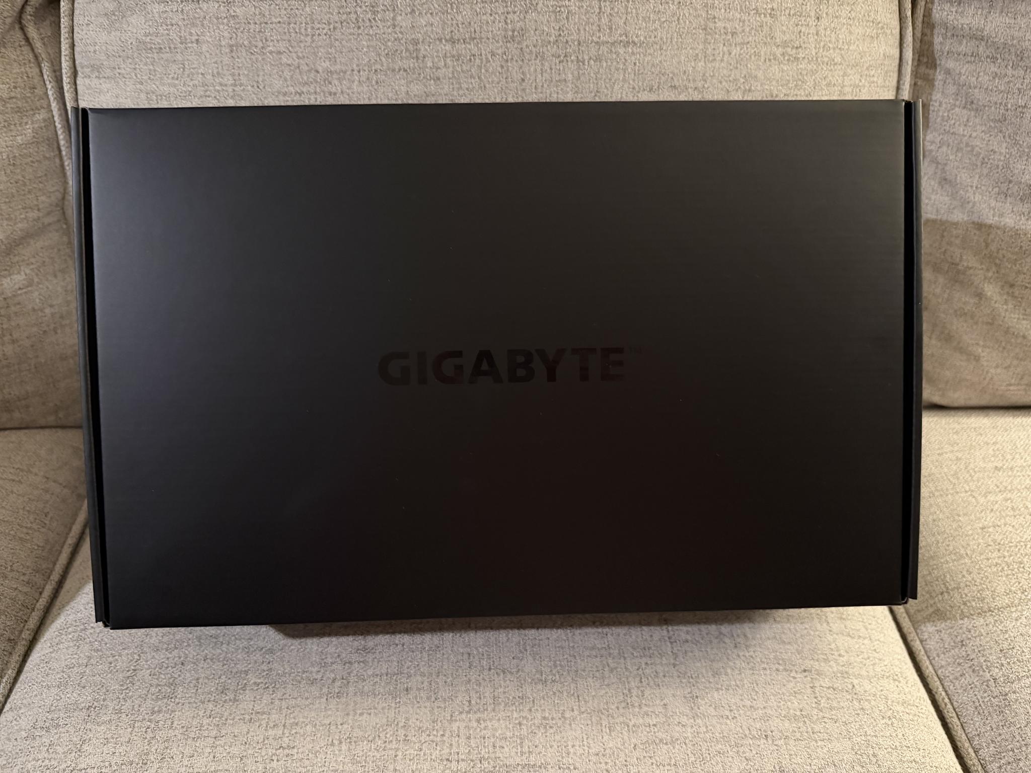 GIGABYTE GeForce RTX 5080 GAMING OC 16G