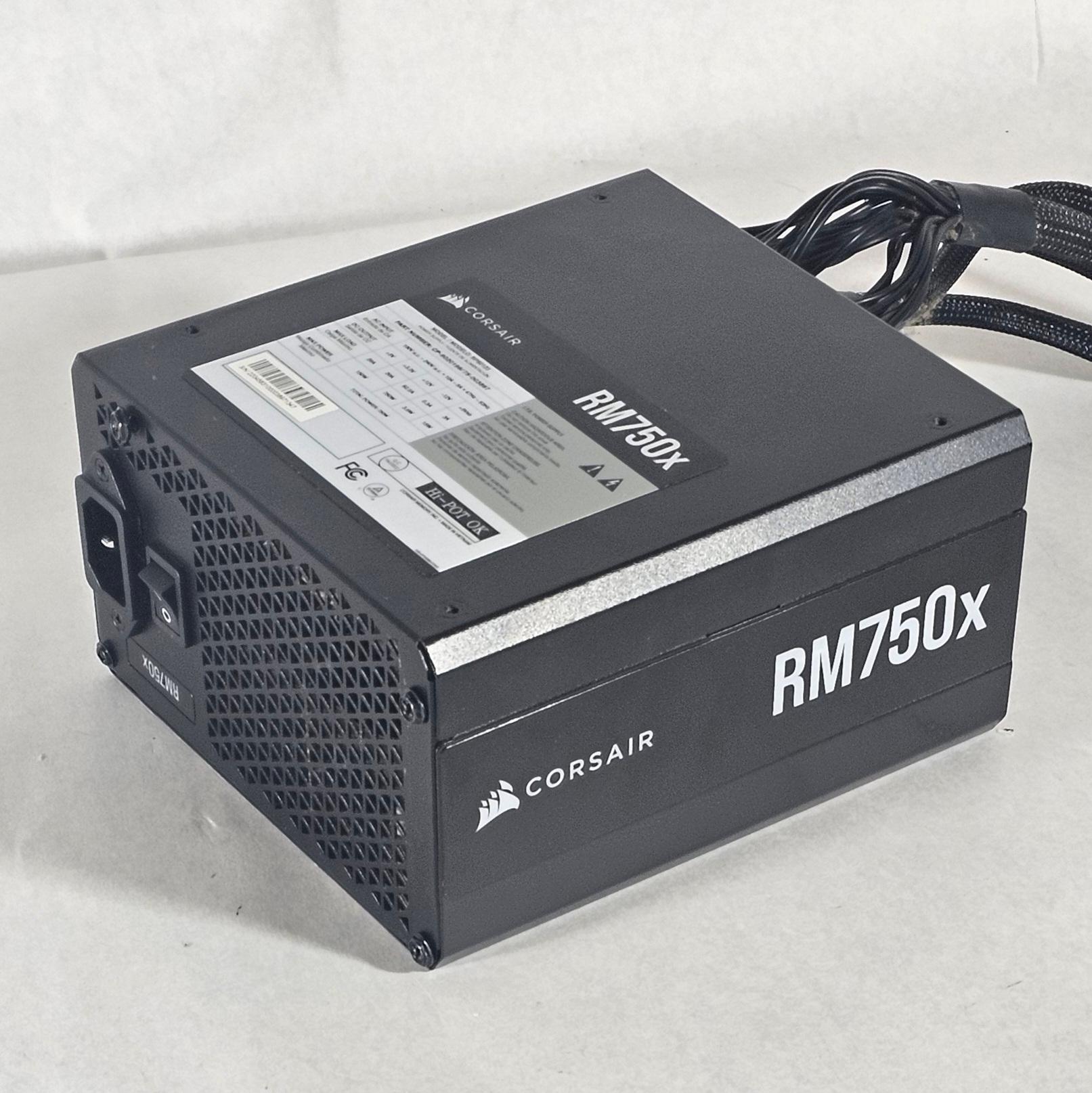 750 Watt PSU Corsair RM750x Power Supply