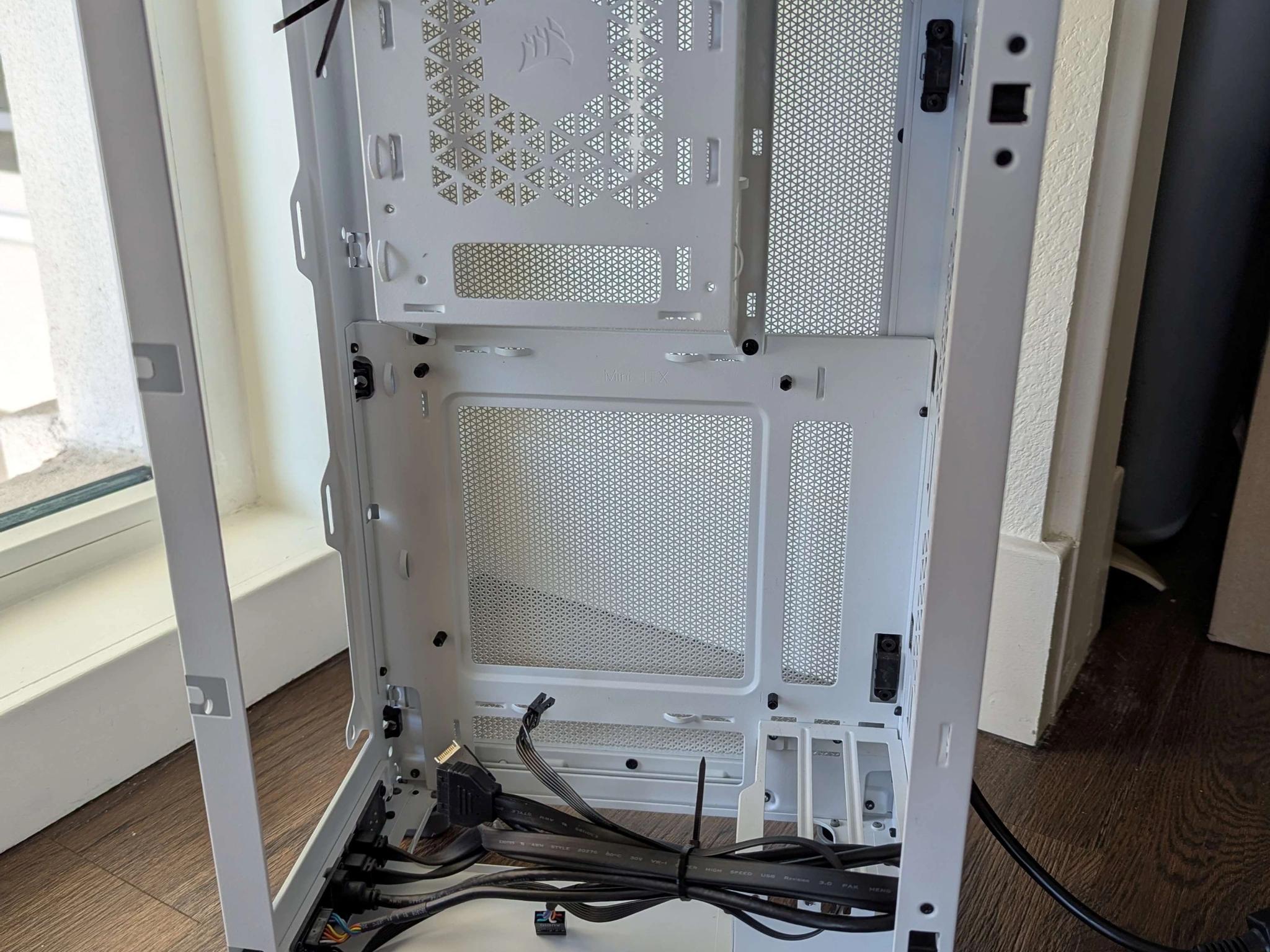 Corsair 2000D SFF Mini ITX Case (White)