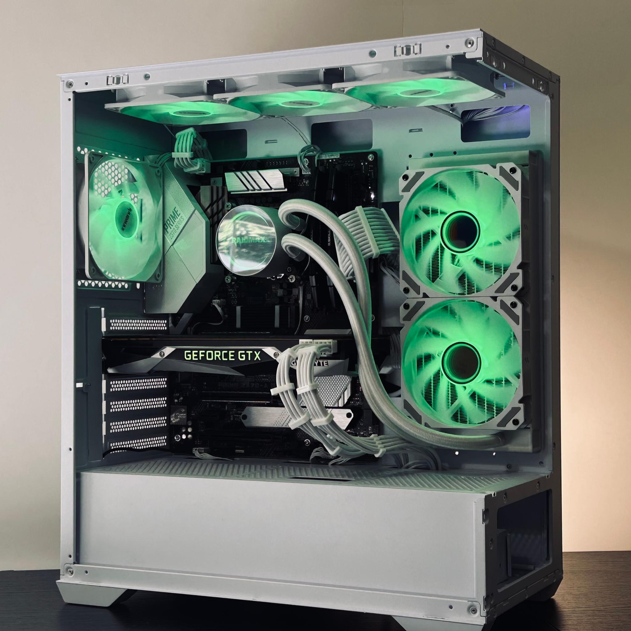 White Gaming PC | GTX 1080 Ti | i5-9400F | 16GB RAM