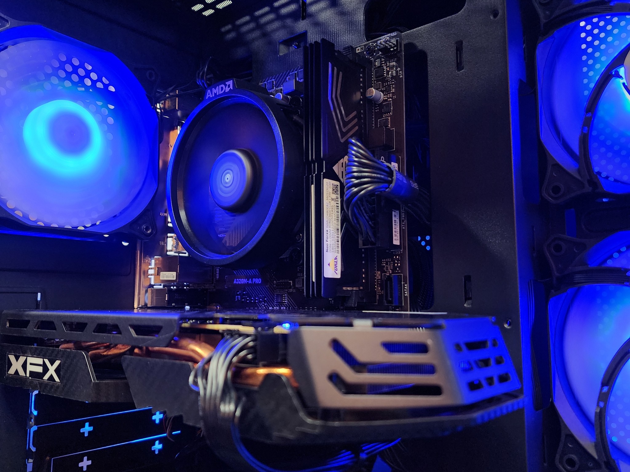💙🖤💜 XFX RX 580 8GB // AMD Ryzen 5 1600AF // Neo Forza 16GB 3600MHz