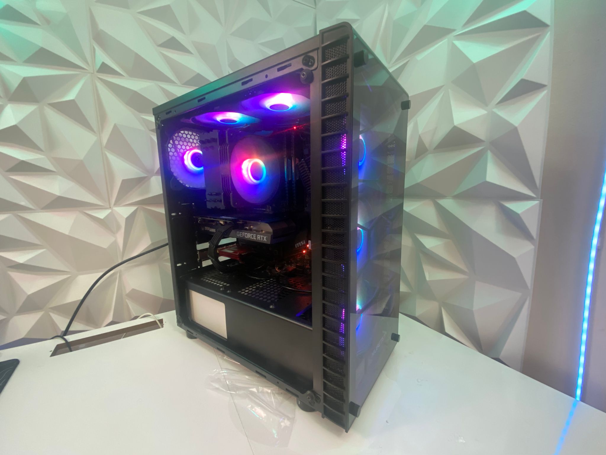 New Year New PC | Ryzen 7 2700| RTX 3060 12GB| 16GB DDR4| 2TB Storage | Win11 Pro| Free Shipping!