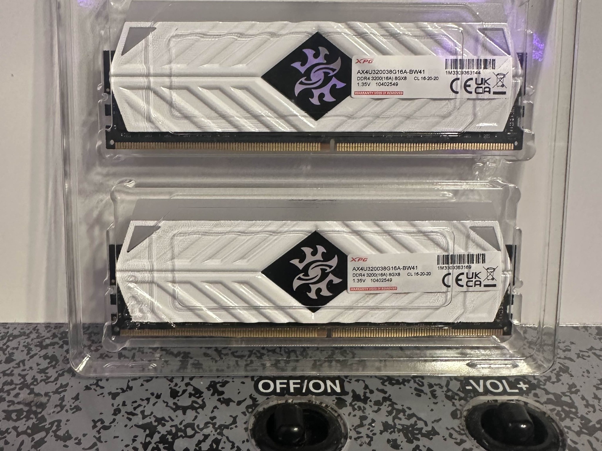 3060ti FOUNDERS EDITION, RYZEN 5 3600, and 16gb DDR4 3200mhz kit