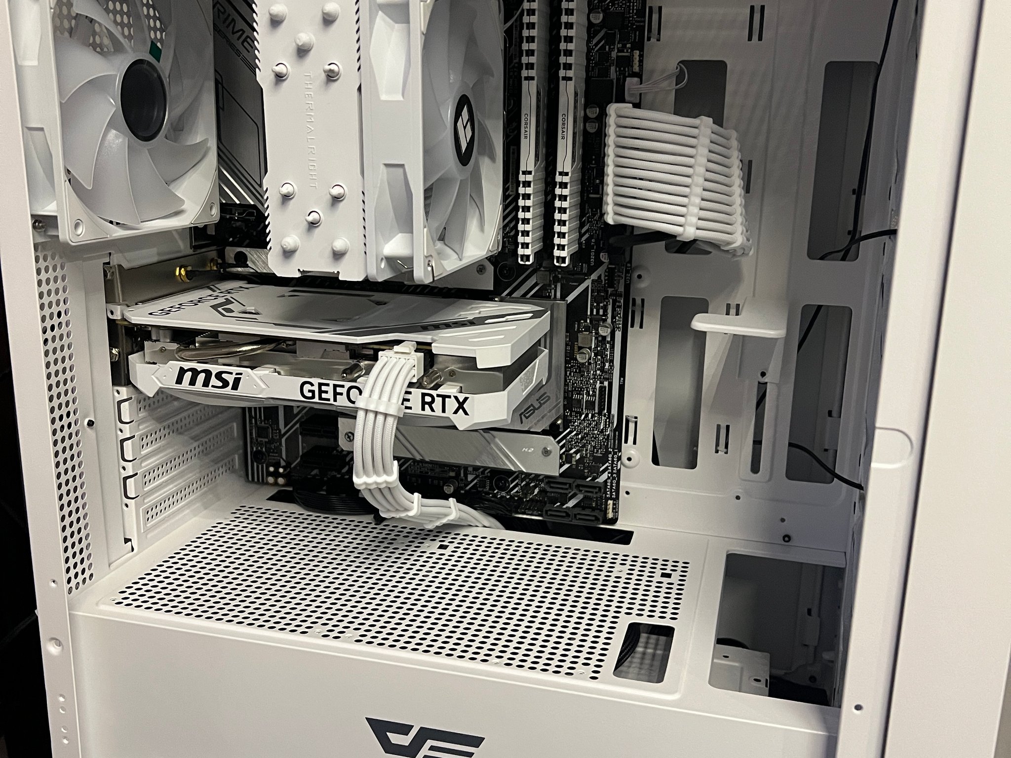 RTX 4060 | Intel i7 11700F | 16GB DDR4 RAM