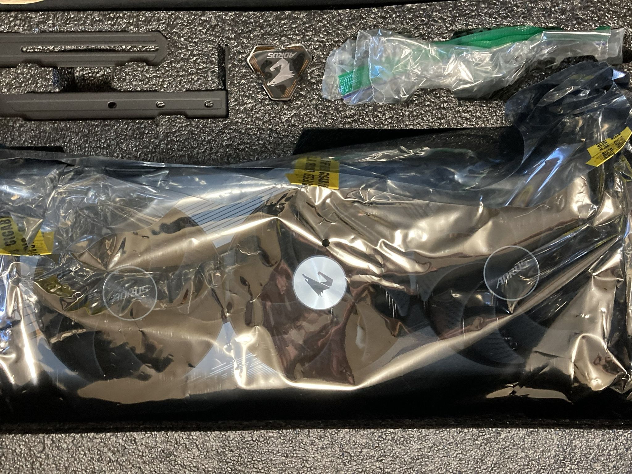 Used Like New Still in Warranty Gigabyte AORUS GeForce RTX 4090 MASTER 24G