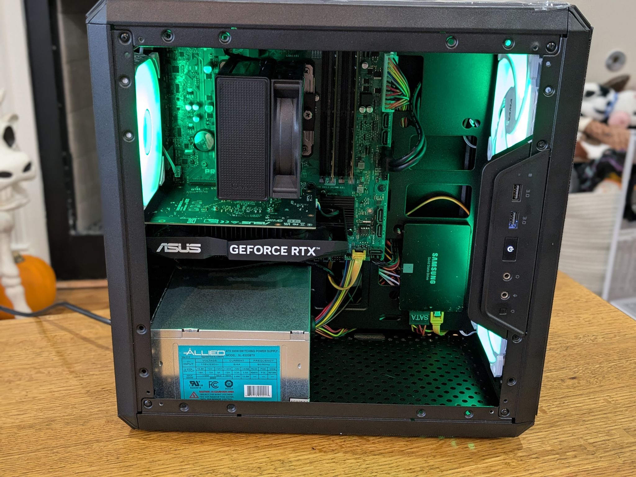 150 FPS Fortnite | i5-8600, RTX 3050 6GB, 16GB RAM, SSD, Win11, WiFi