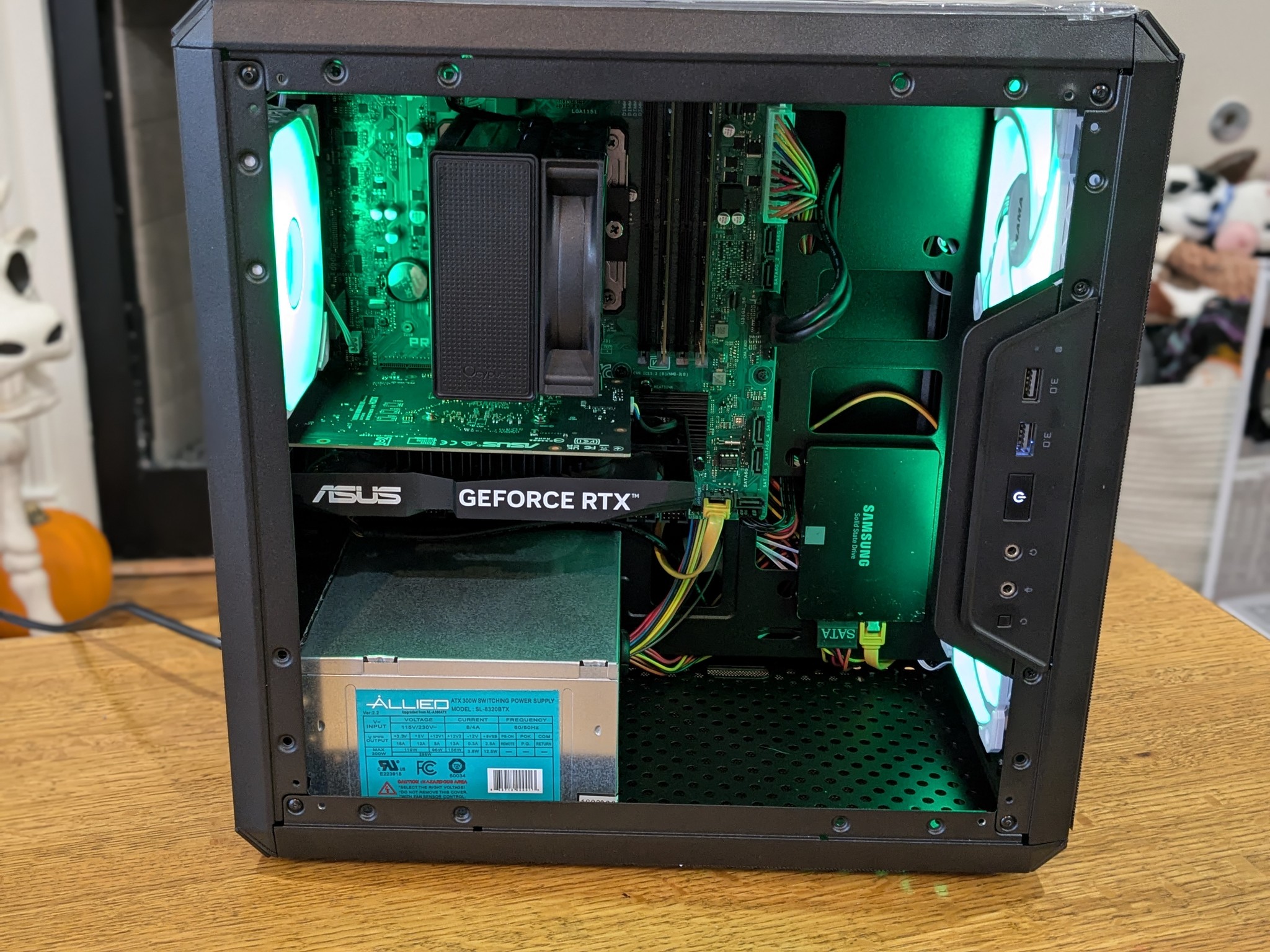150 FPS Fortnite | i5-8600, RTX 3050 6GB, 16GB RAM, SSD, Win11, WiFi