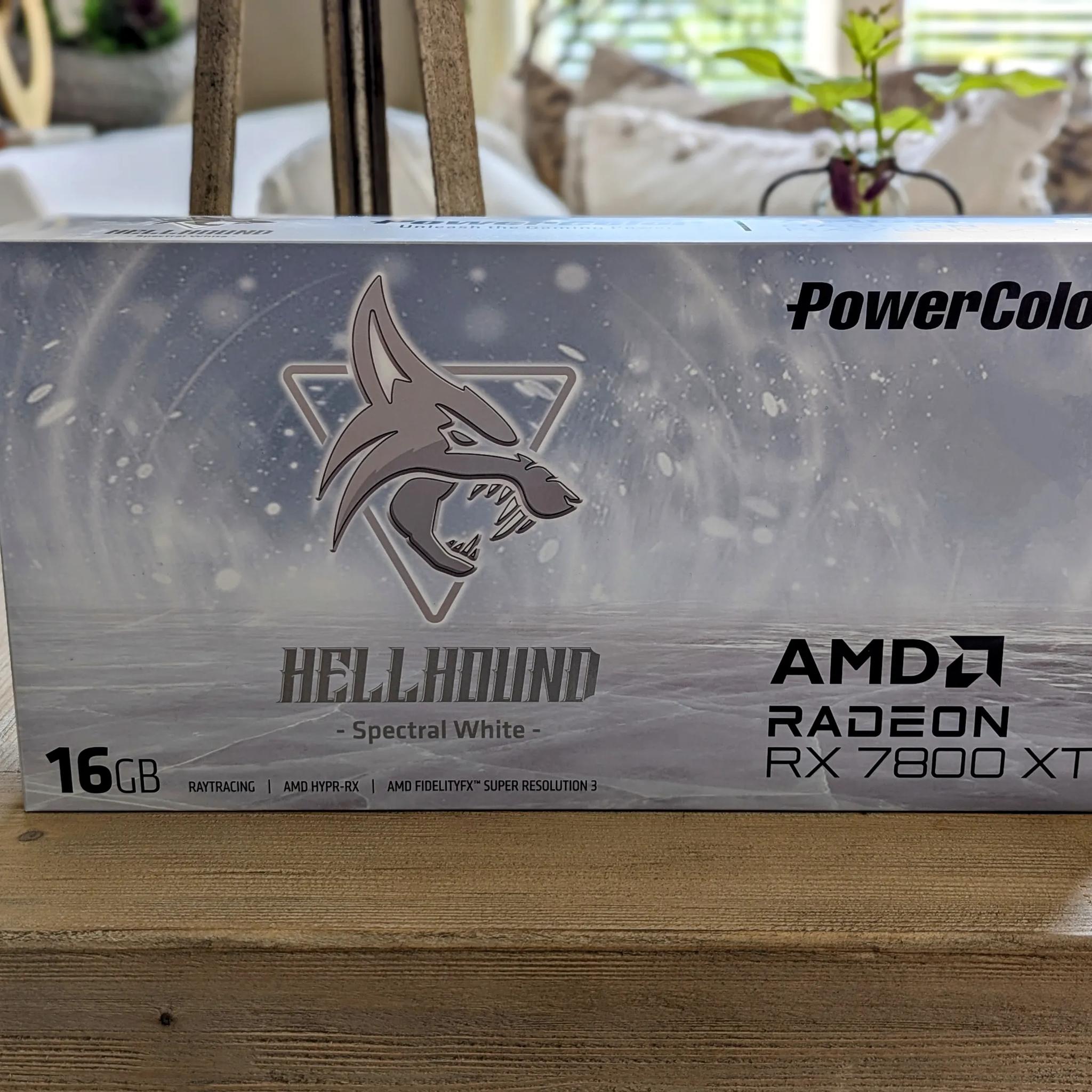 PowerCooler Hellhound 7800XT Spectral White