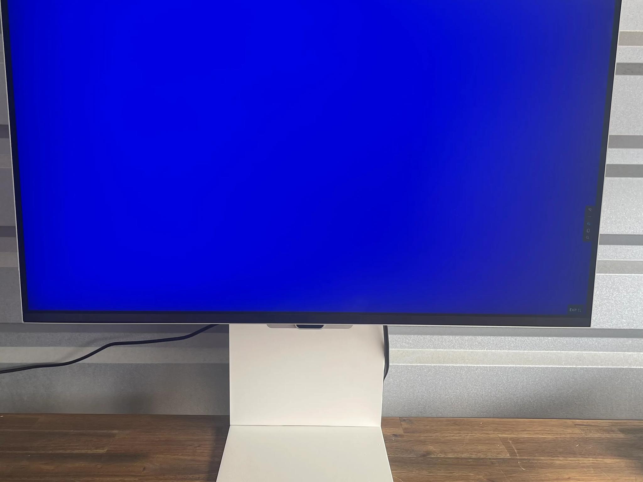 Samsung 27" ViewFinity S9 5K 60Hz Monitor