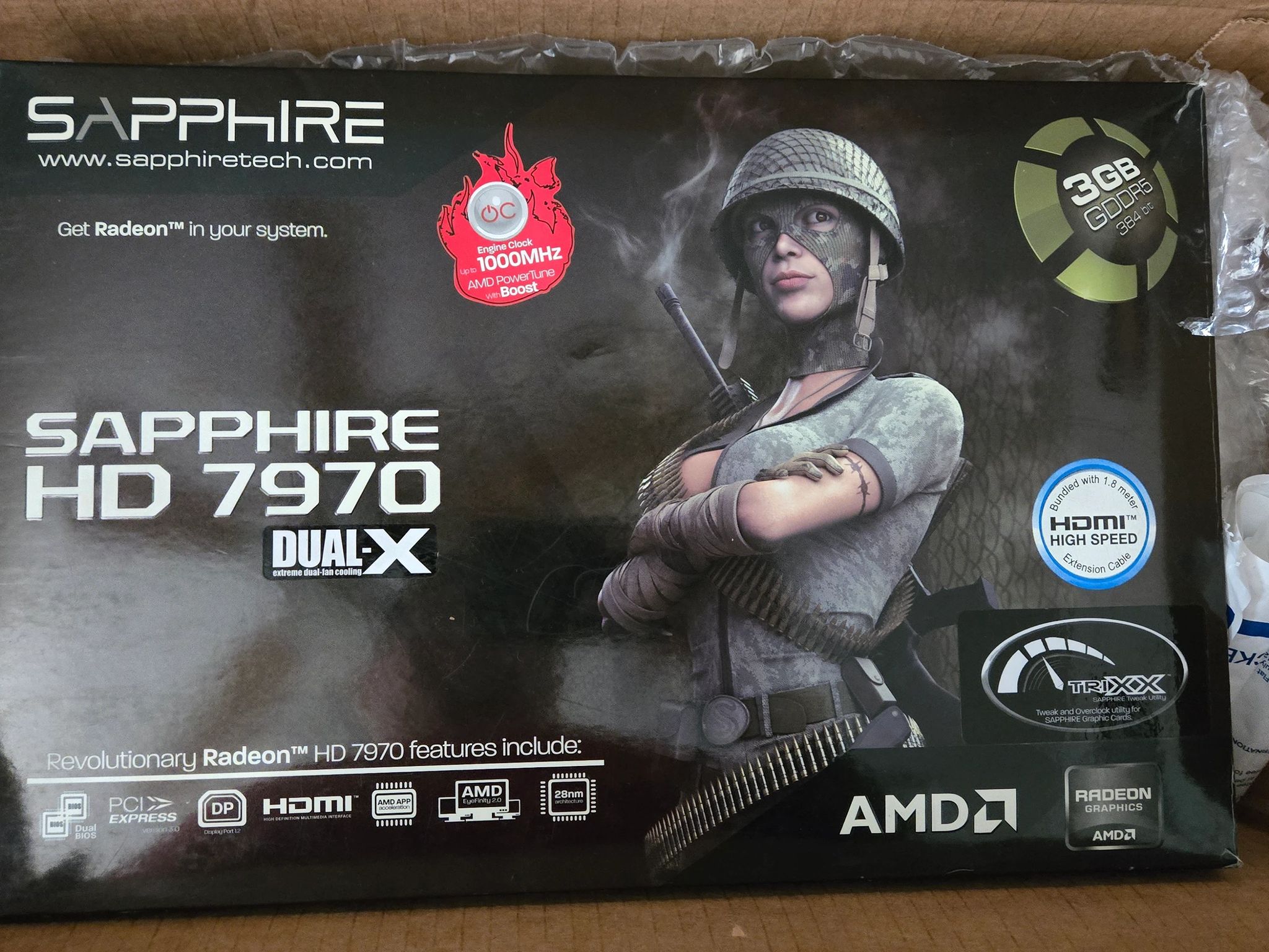 SYX Black and Blue | i5-2320 | Radeon HD 7970 3GB | 16GB DDR3 | 500GB SSD | USB WiFi Module