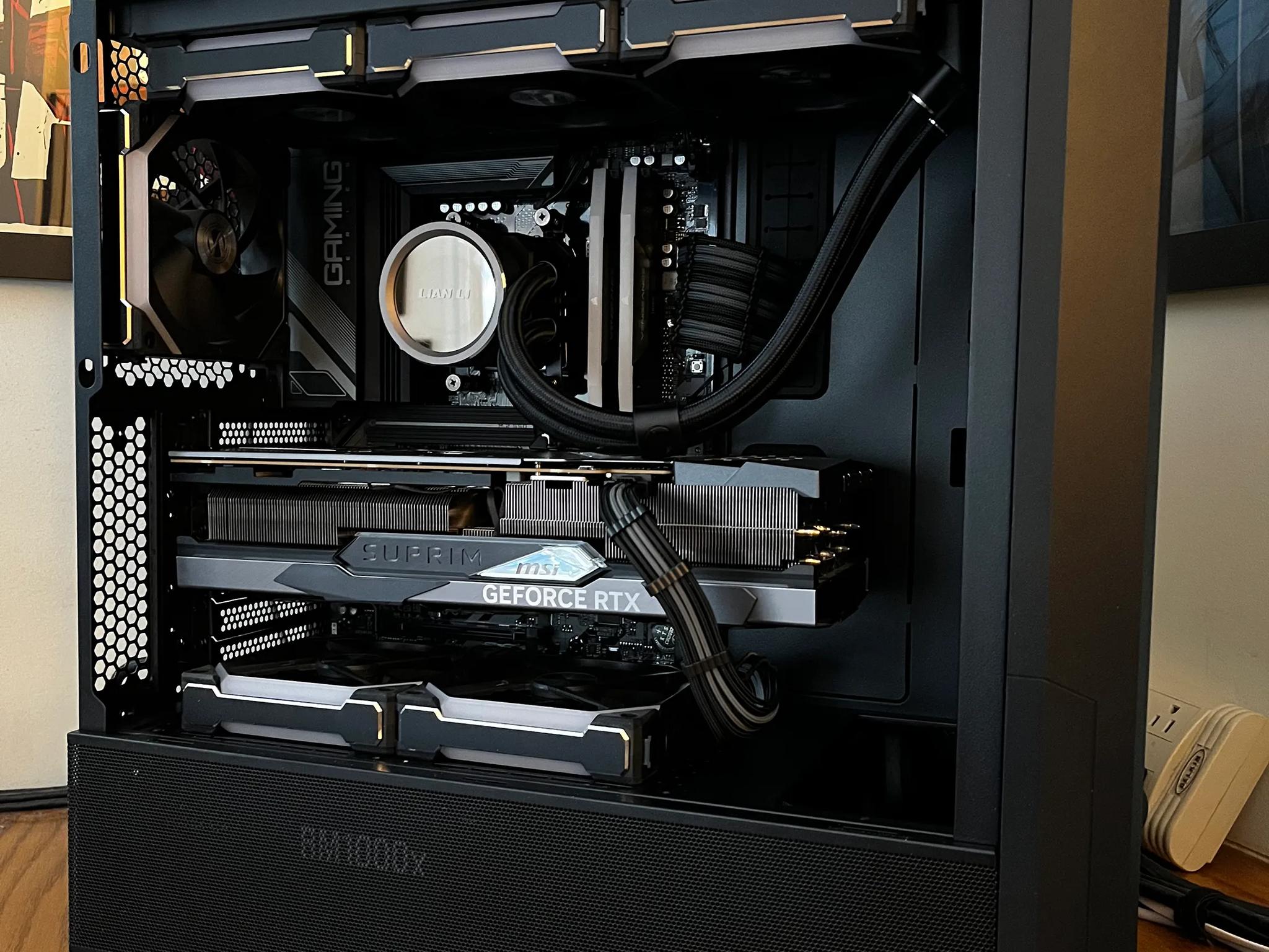 Gray Wolf - RTX 4080 | Ryzen 7 7700X | 32GB @ 6000 MT/sec | 4TB storage | 1000W PSU