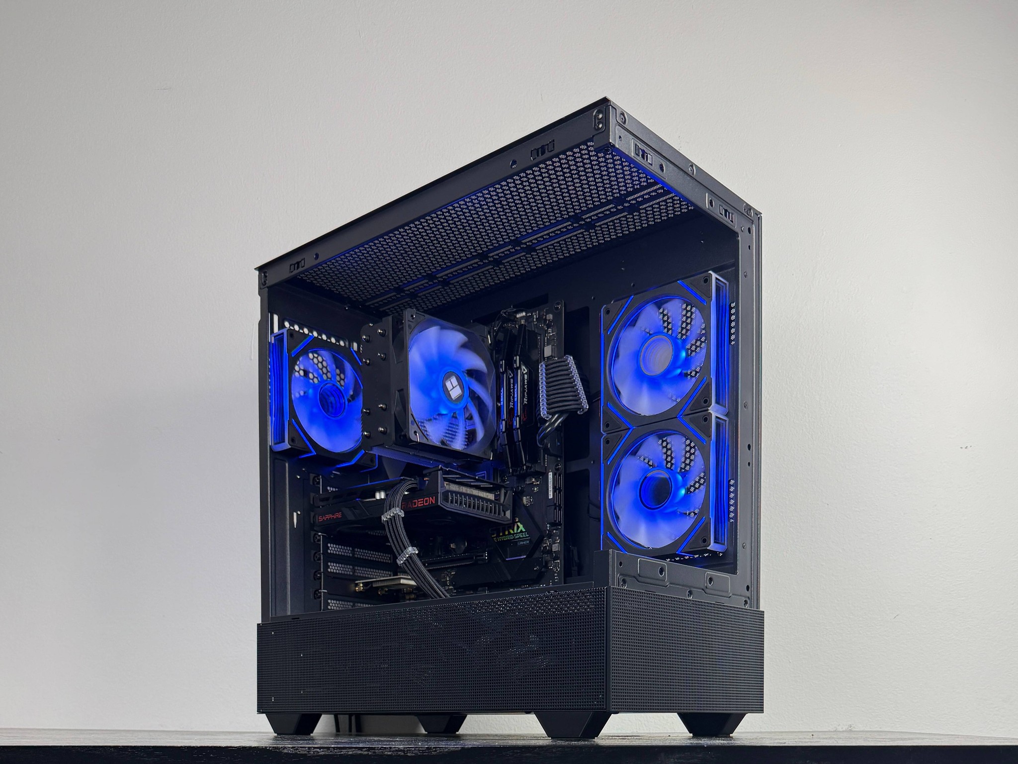 🔥Inferno🔥  | 1080p Gaming PC | Ryzen 5 5500 | Sapphire RX 6600 | 32GB DDR4 3200MHz