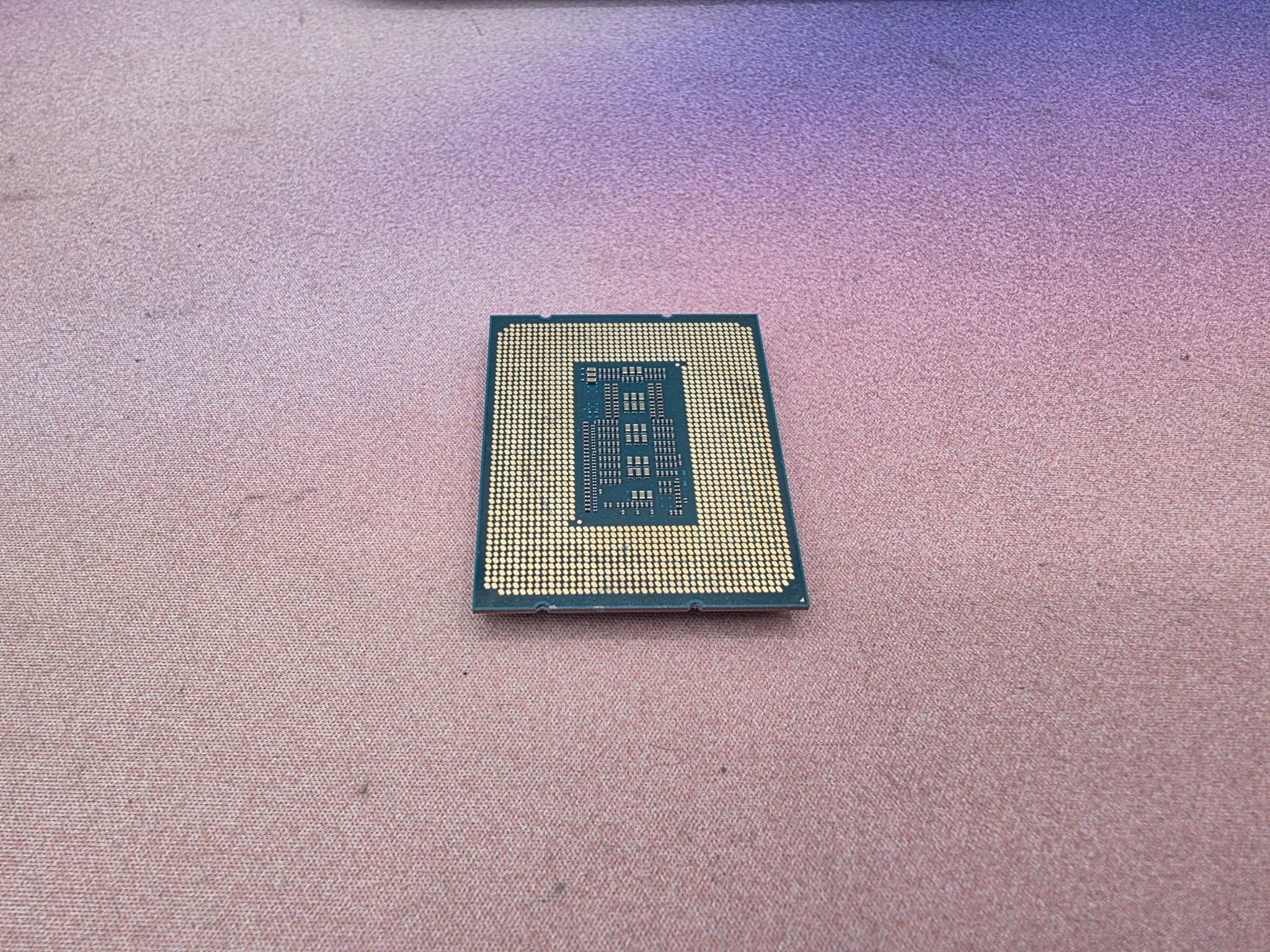 Intel Core i7-12700KF