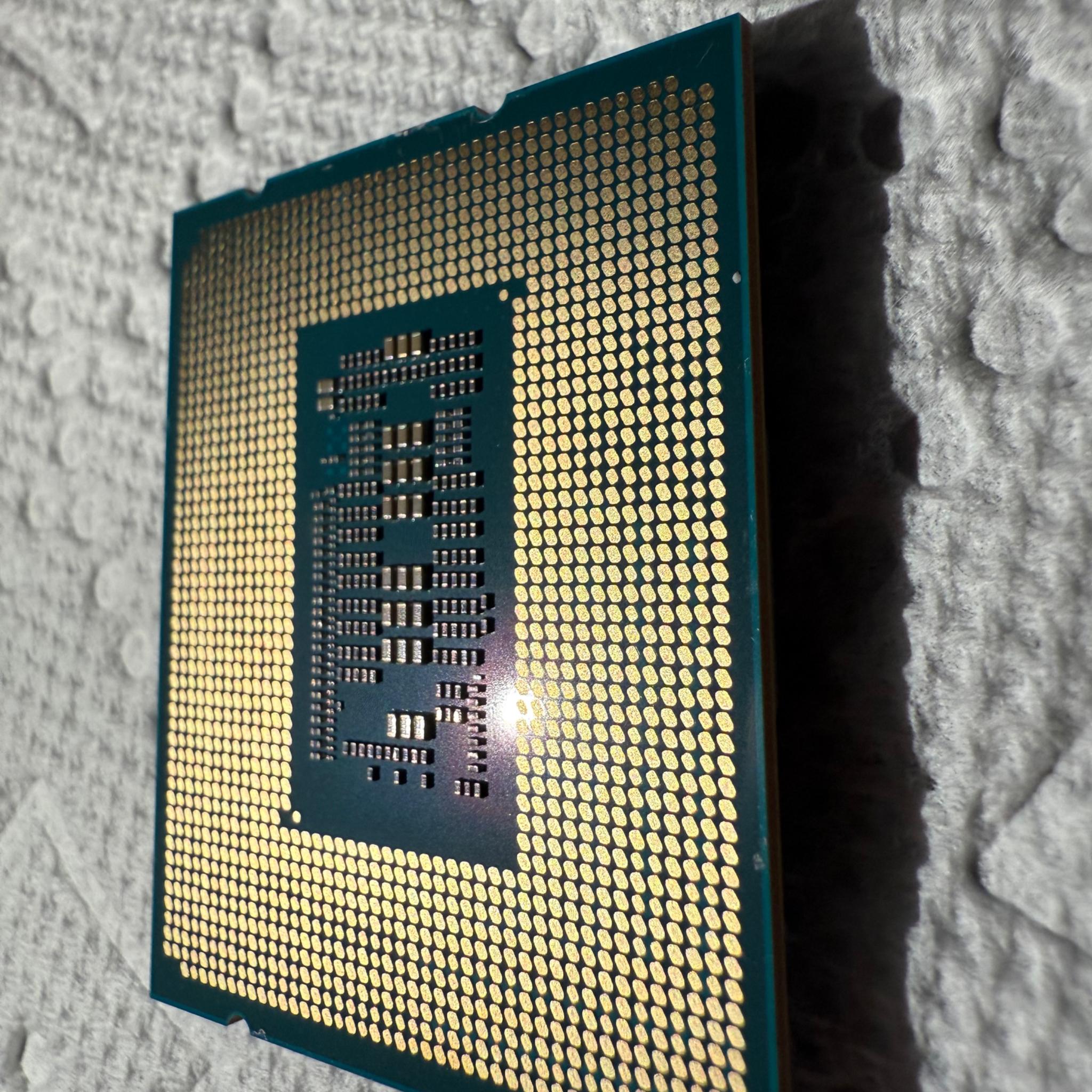 Intel i9-12900ks+Asus Z690+64gb 4000mhz