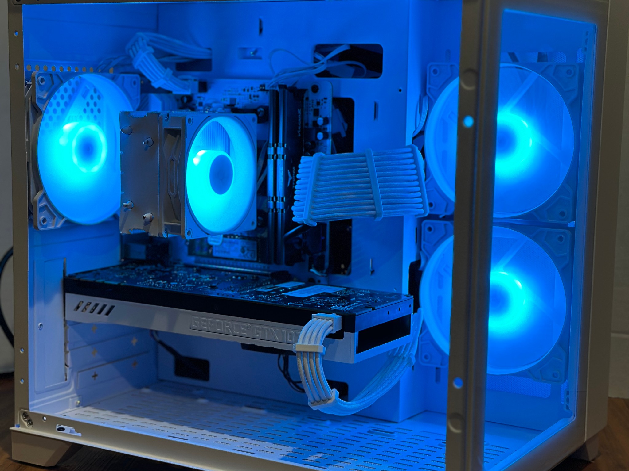 GTX 1070 | Ryzen 5 3600 | 16GB DDR4 | 1.12TB | Win 11 | Office 2024 | WiFi + BT | Custom Gaming PC