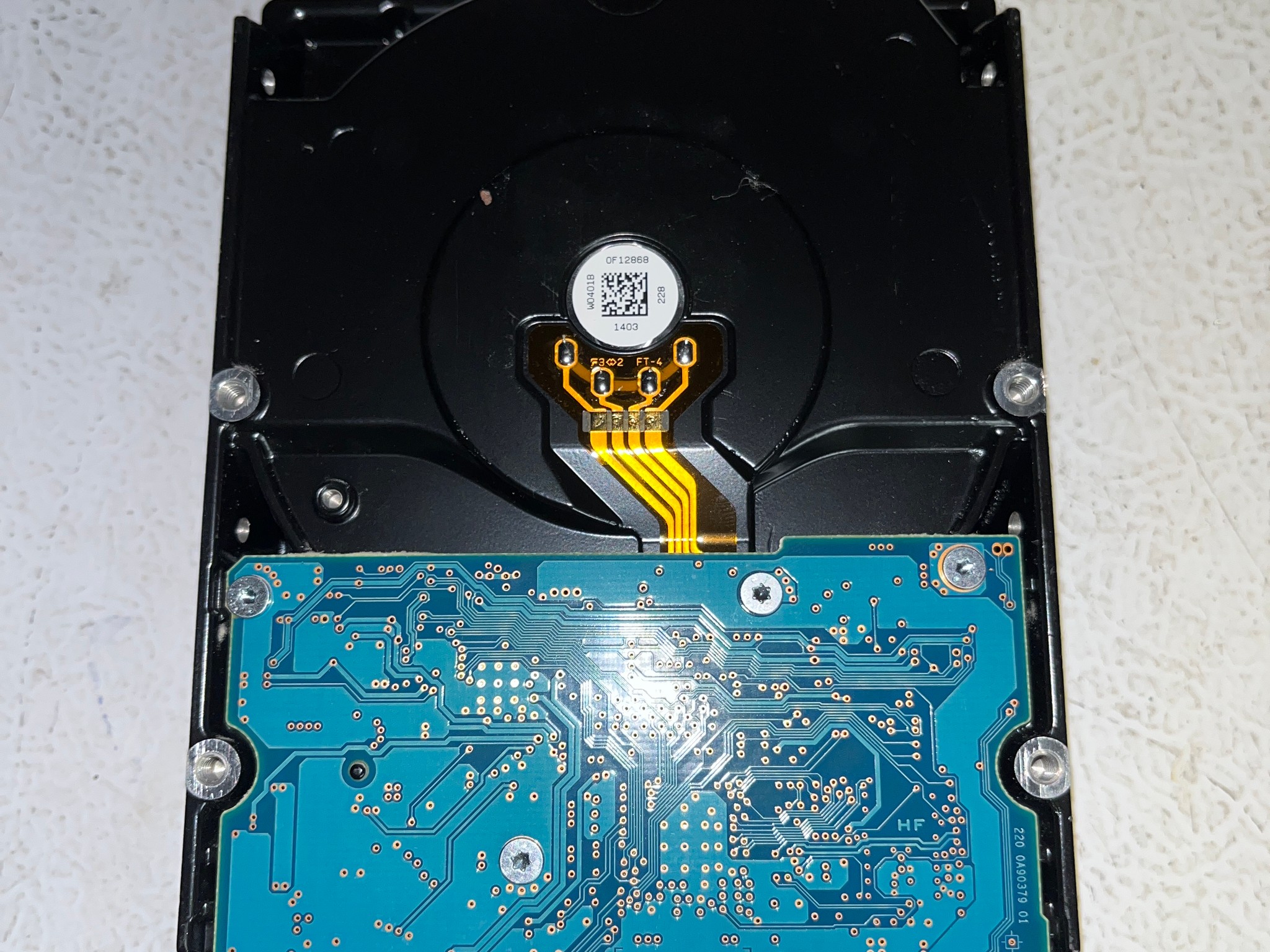 Hitachi Deskstar 5K4000 4TB 3.5" SATA Hard Drive – HDS5C4040ALE630 – Tested