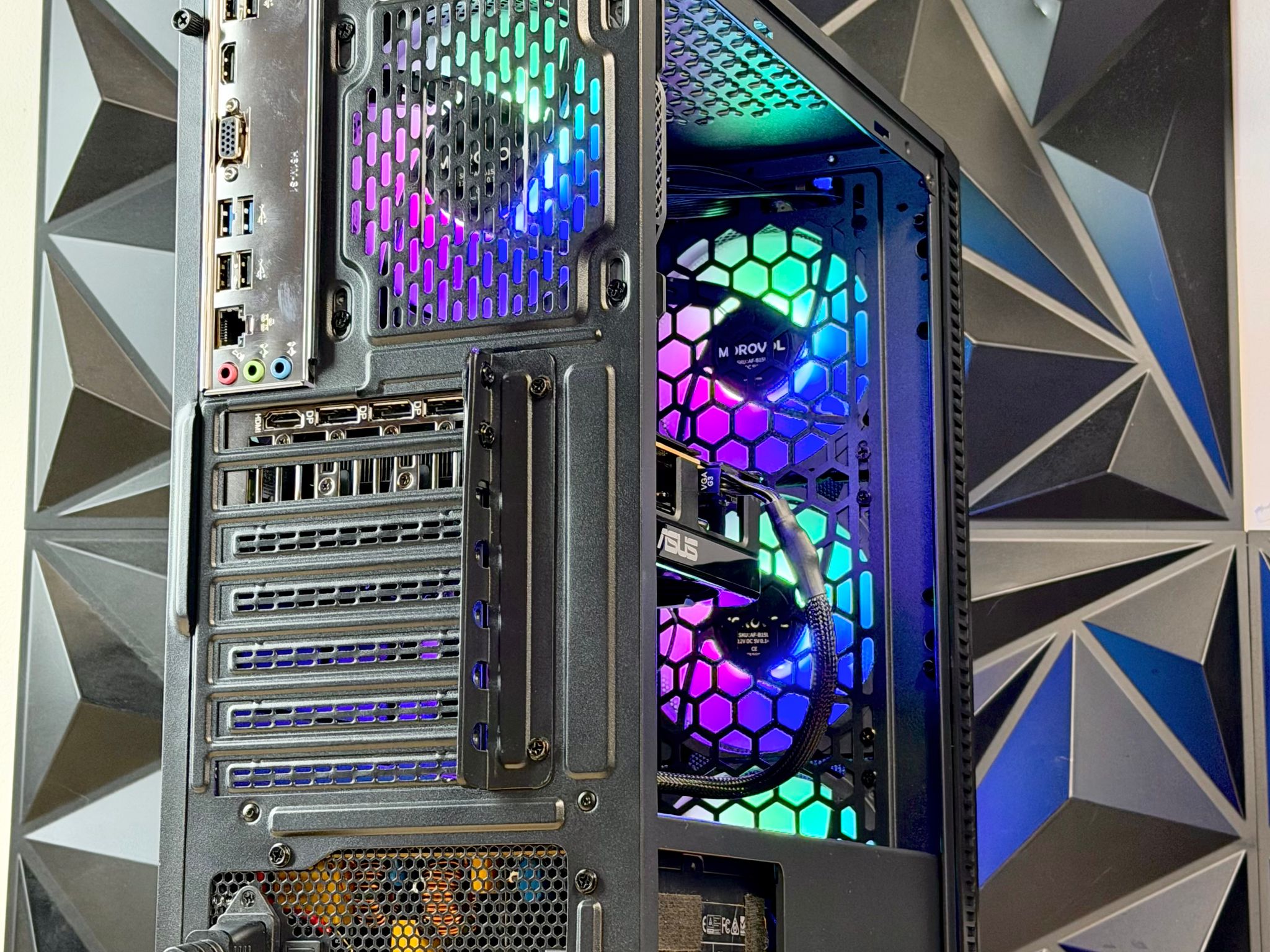 🔥Ryzen 7 | 16GB | 500GB NVME SSD | Nvidia GTX 1070 8GB | TPM 2.0 | Custom RGB Gaming PC WIndows 11