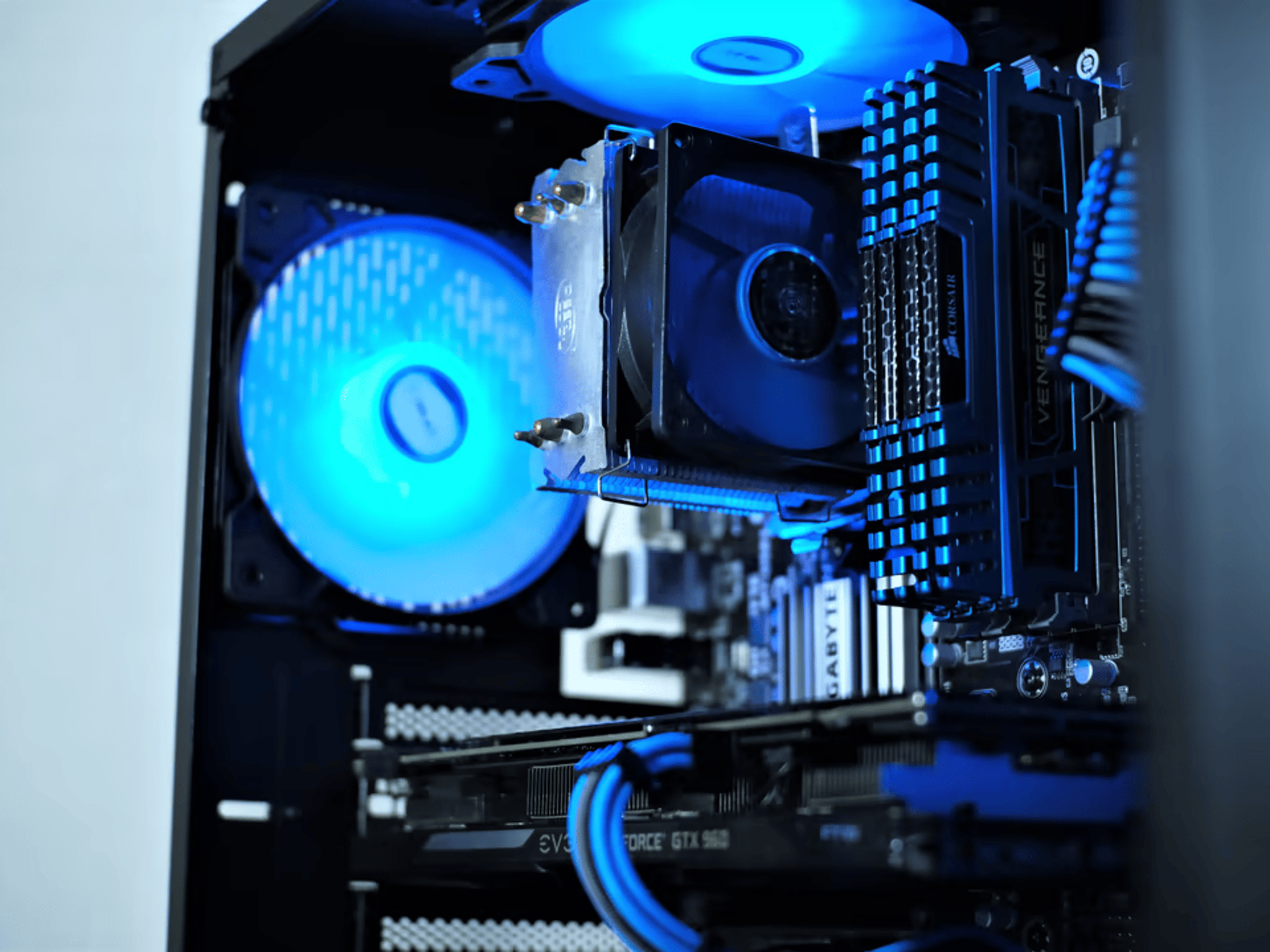 "CRYIN' CYAN" DESKTOP GAMING PC | AMD FX-8320 | EVGA GeForce GTX 960 | Corsair Vengeance 16GB