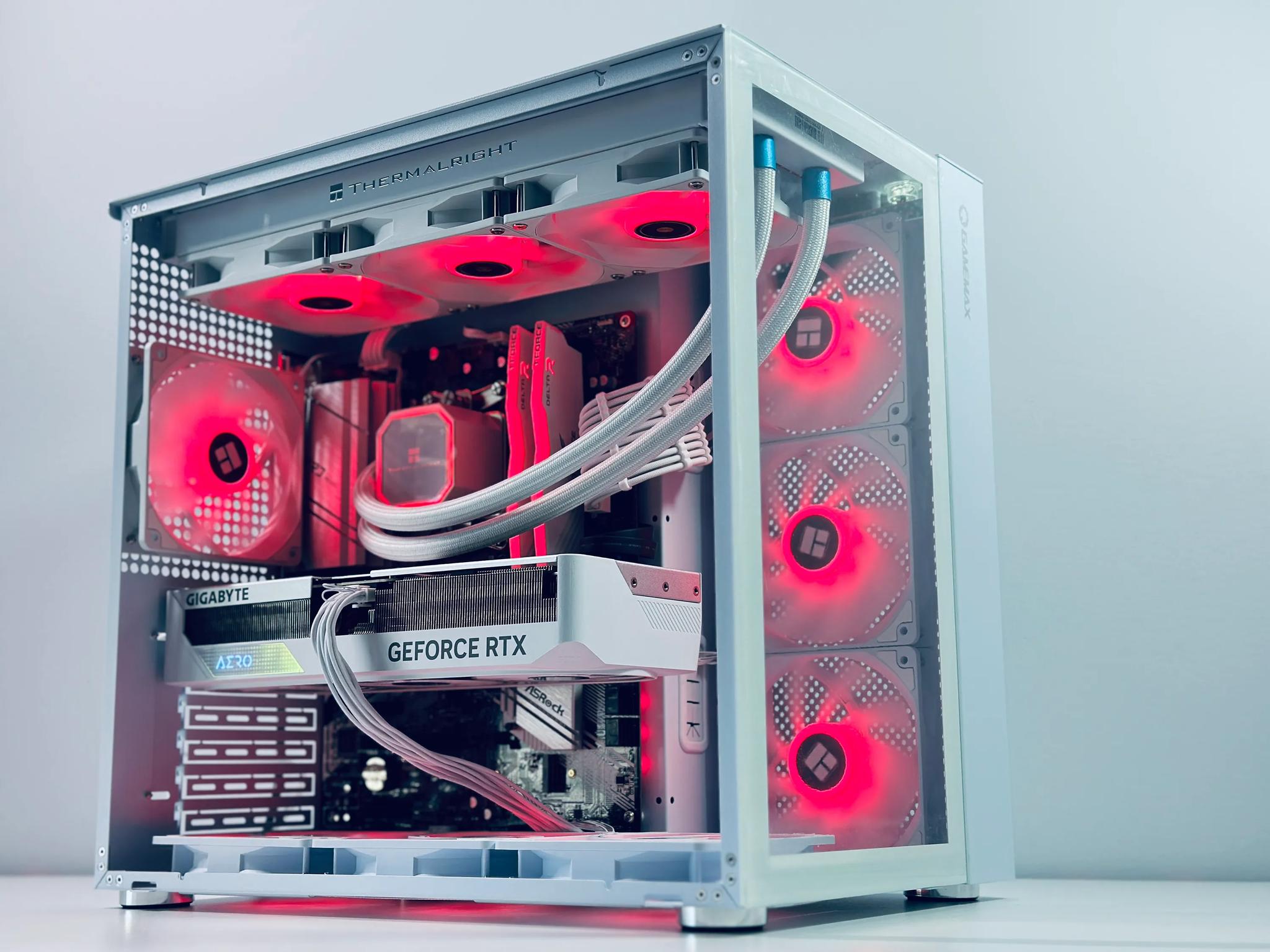 🧊Frozen 🧊Gaming PC❄️Nvidia RTX 4070 12GB❄️Intel 12600KF 10-core❄️32GB DDR4❄️1TB NVME