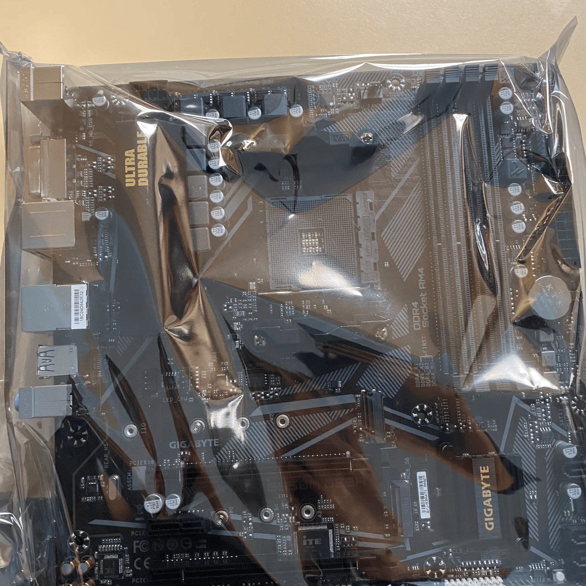 BNOB - Gigabyte B550M DS3H mATX AM4 Motherboard & Ryzen 5 3600x Combo