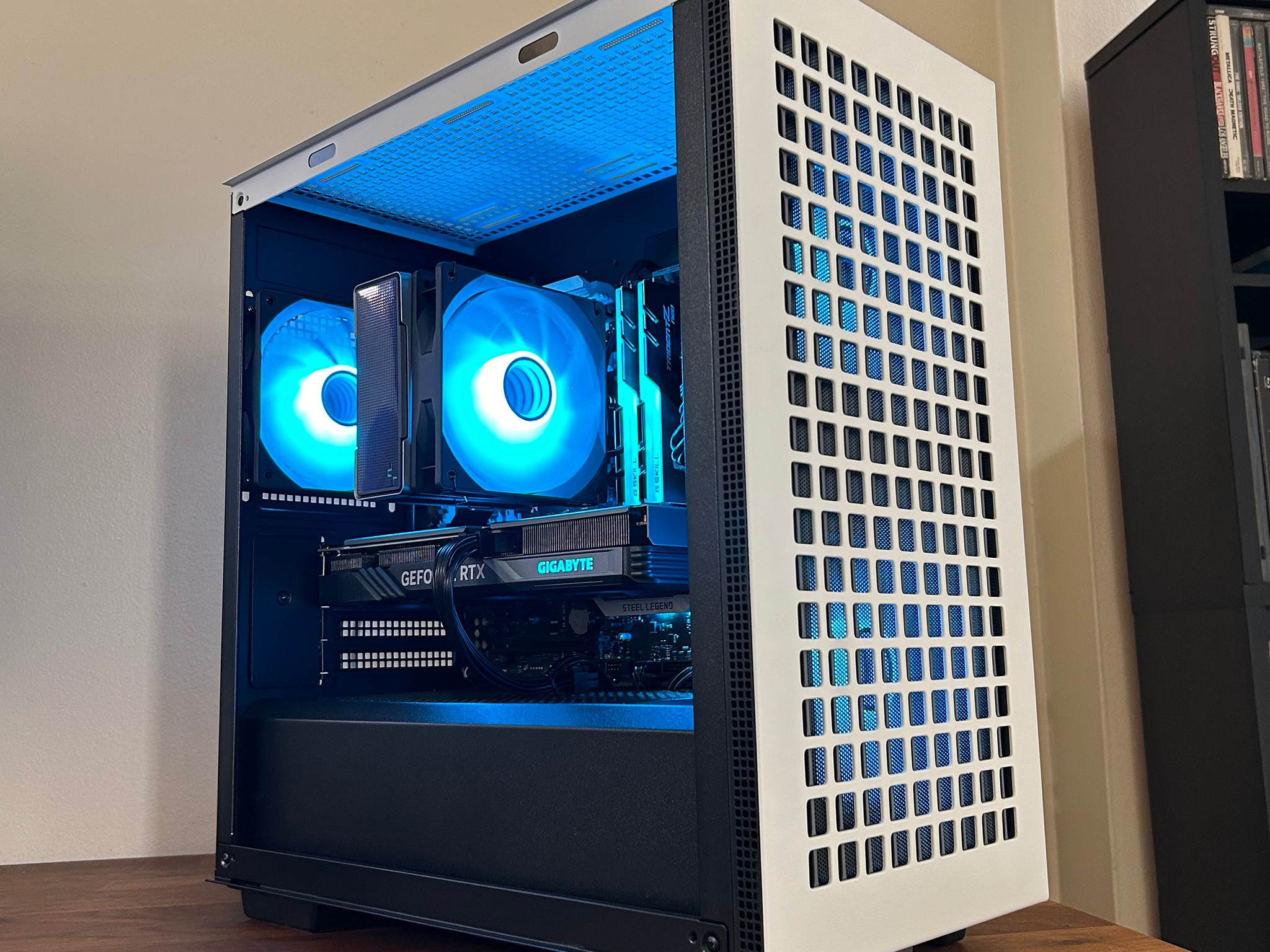 ** SALE** RTX 4060 | Ryzen 5 5500 | 1TB SSD | WI-FI | The Mini Legend V9