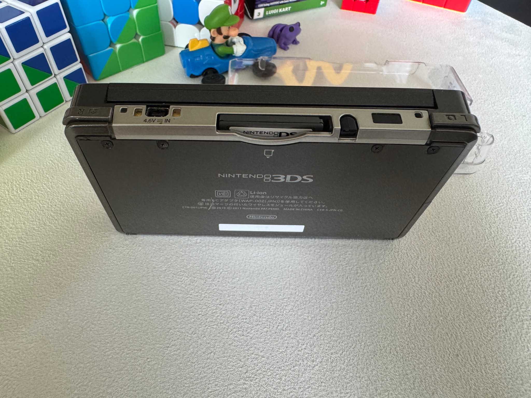 Nintendo 3ds Black/Graphite 64GB (JAPAN)